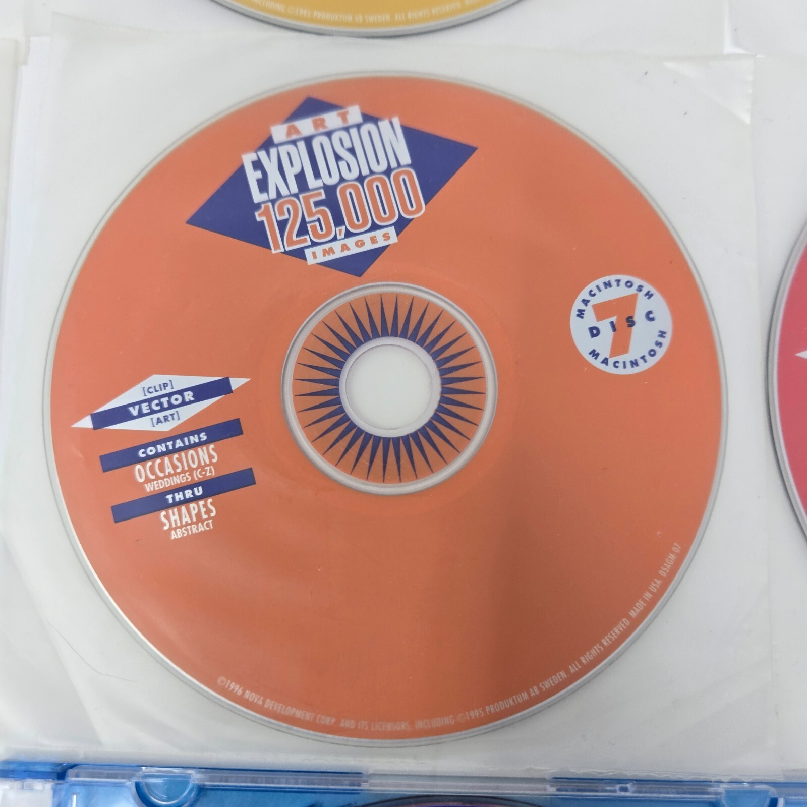 Vintage Macintosh Art Explosion 750,000 Design Software 13 CD-ROM Set 1996 Unuse