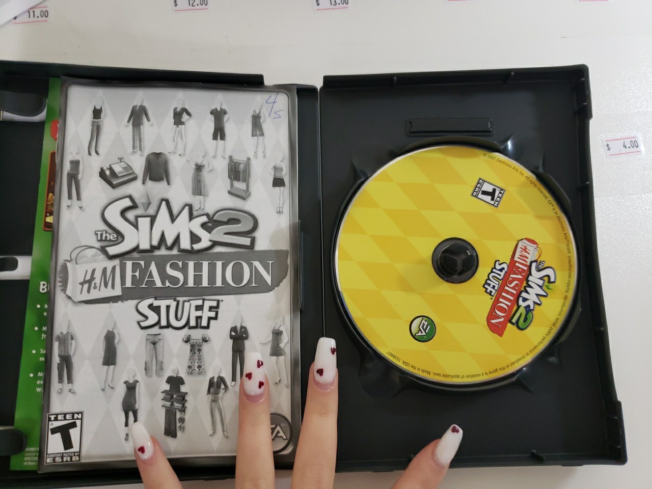 Electronic Arts The Sims 2 H&M Fashion Stuff (PC CD-ROM) Complete CIB