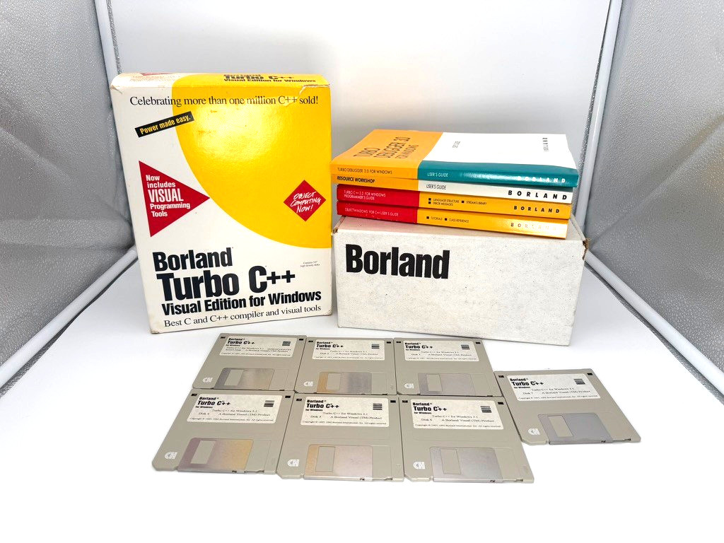 Borland Turbo C++ Windows 3.1 Software 3.5” Disks Set Visual Edition