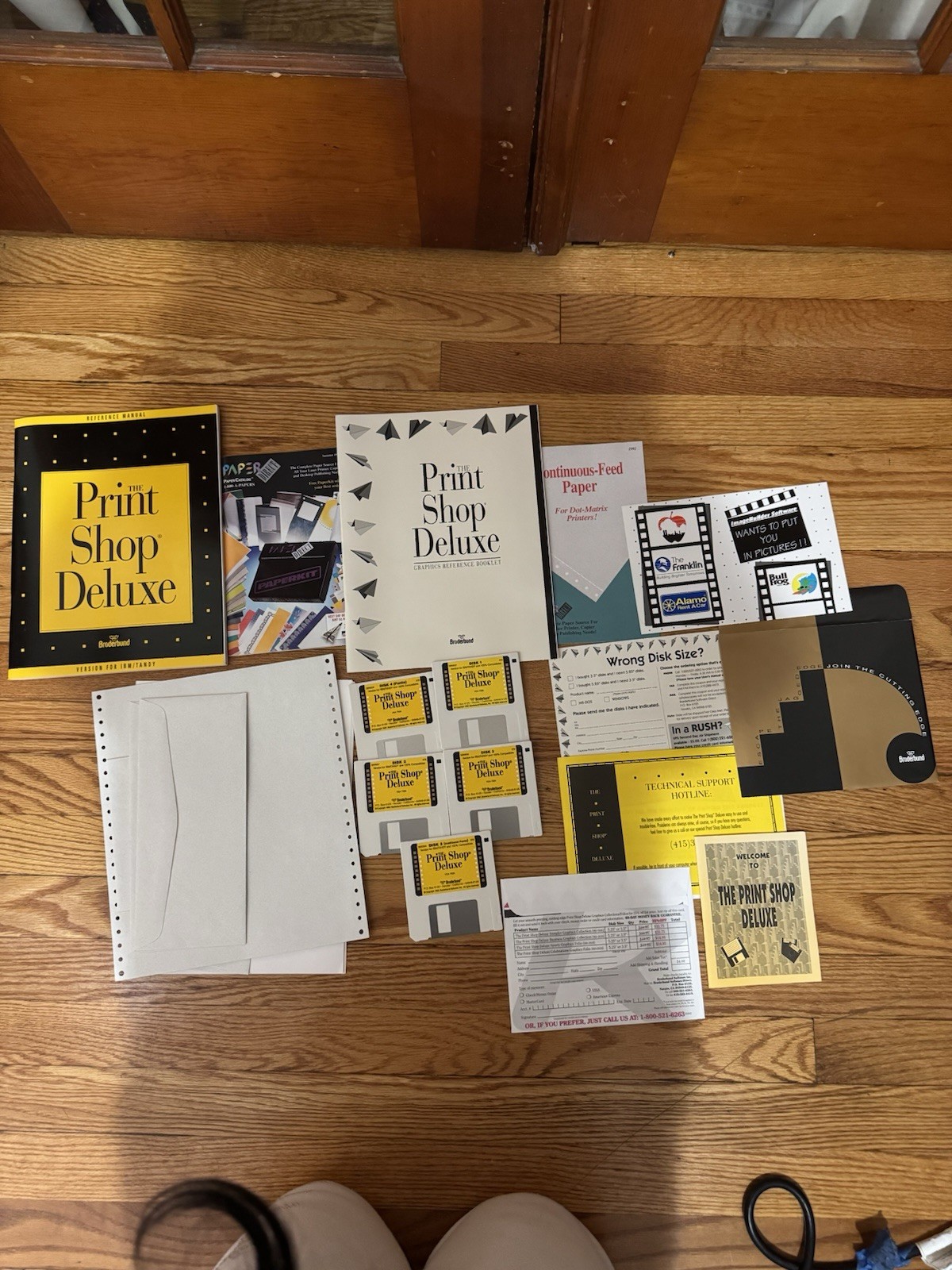 The Print Shop Deluxe 1992 IBM Tandy 5 Disk Set w Manuals Vintage / Untested A3