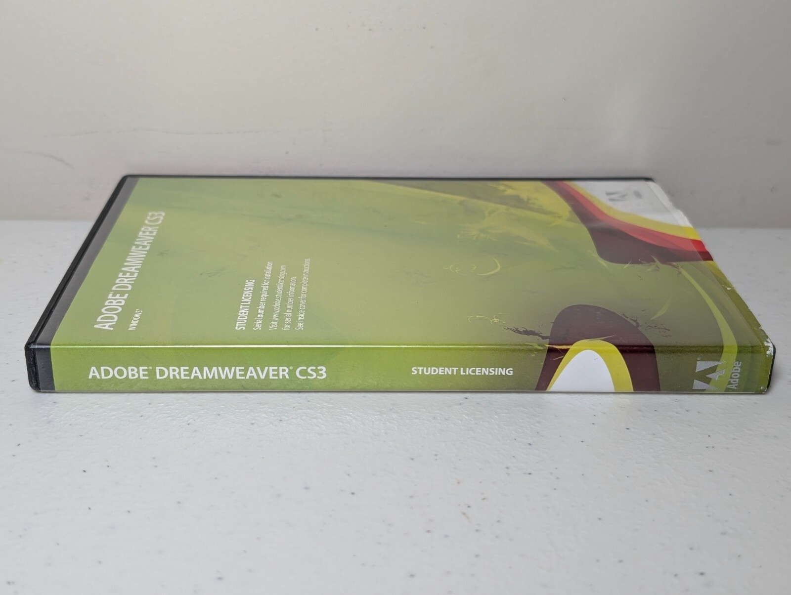 Vintage ADOBE DREAMWEAVER CS3 Student edition with product key
