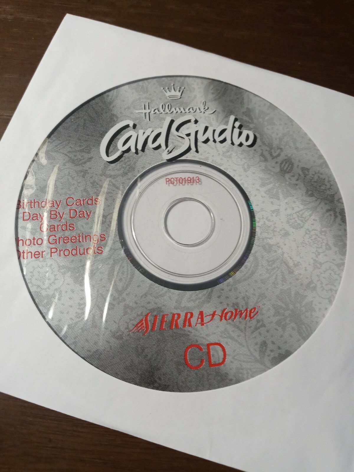 Hallmark Card Studio (PC, 2000) Disc Only PC Sierra Windows 98/ME/2000/XP