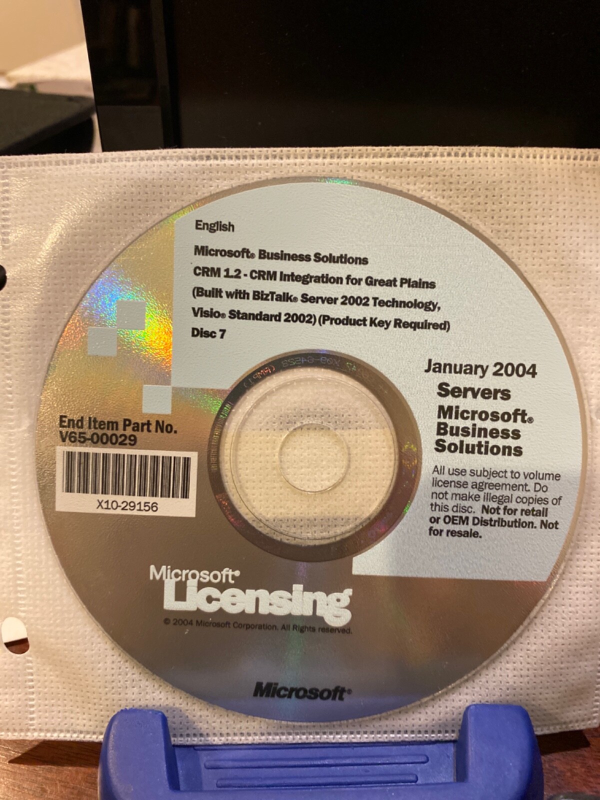 BRAND NEW Microsoft CRM 1.2 complete . 7 CDS. NEVER USED