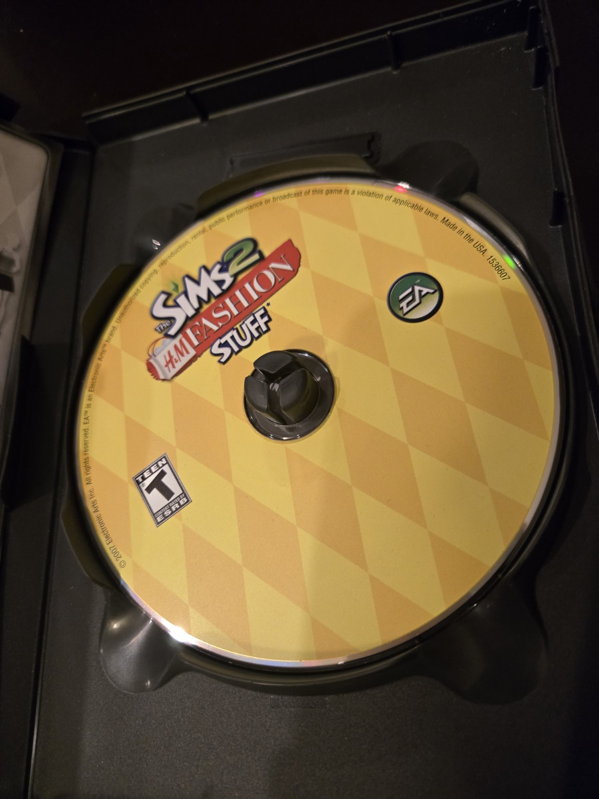 The Sims 2 H & M Fashion Stuff 2007 PC -cd