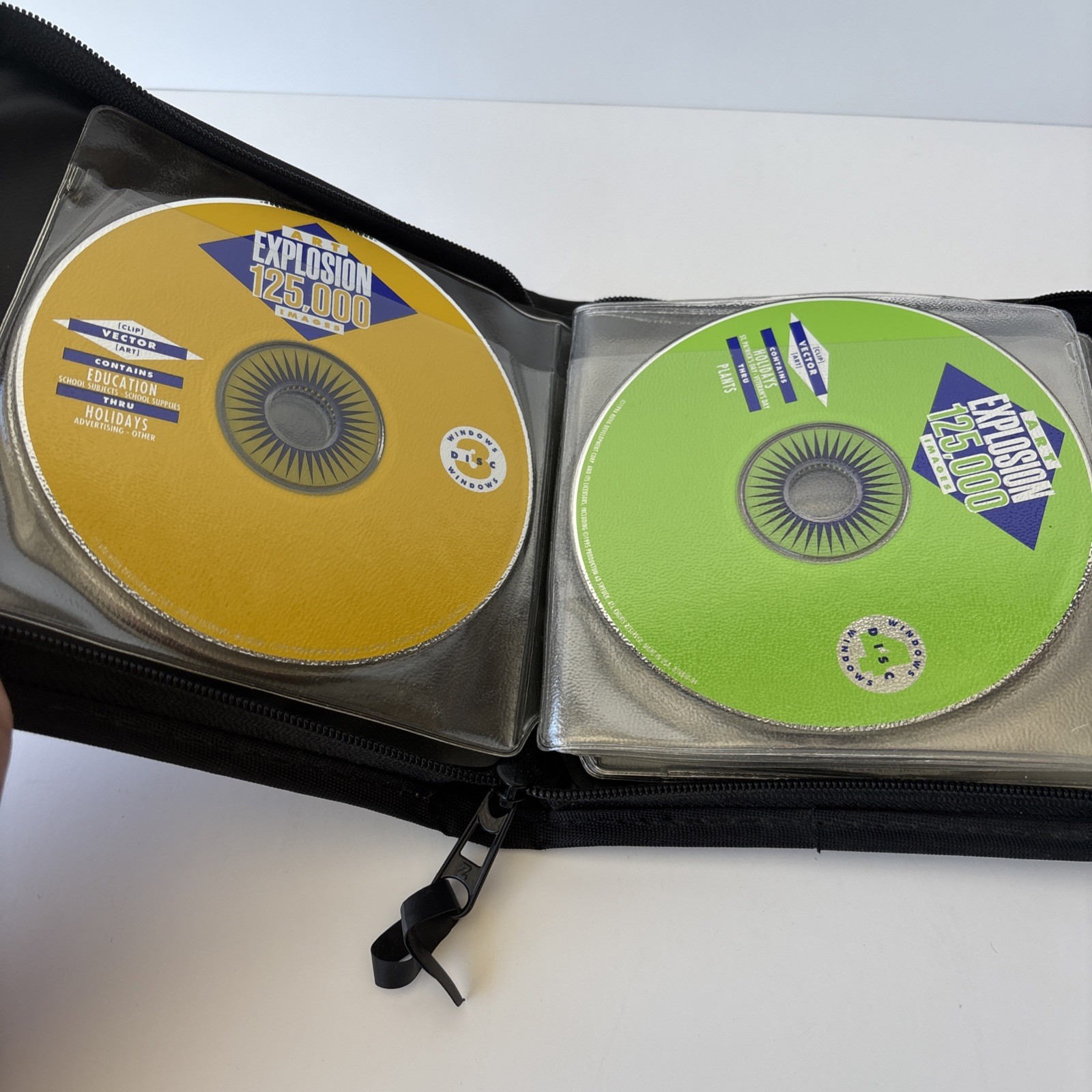 Vintage Nova Art Explosion Clip Art CD Lot 15 Discs Windows 95 98 Case