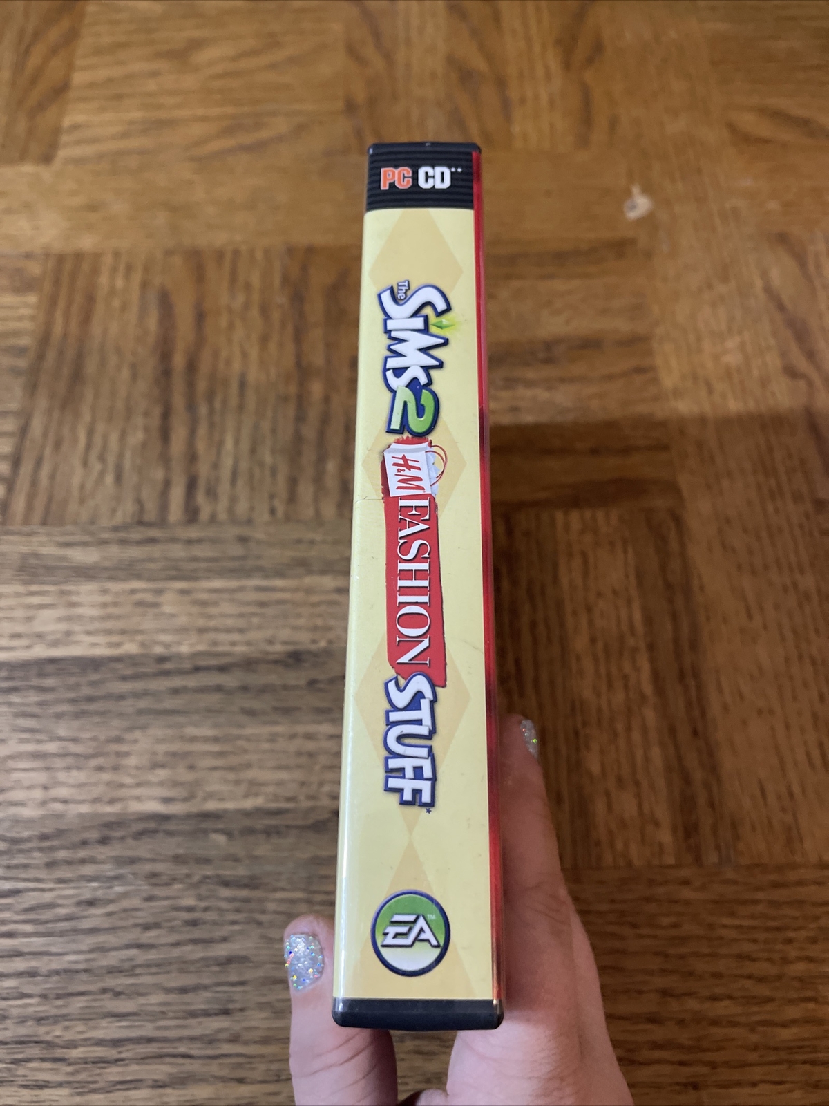 The Sims 2 H&M Fashion Stuff PC CD Rom