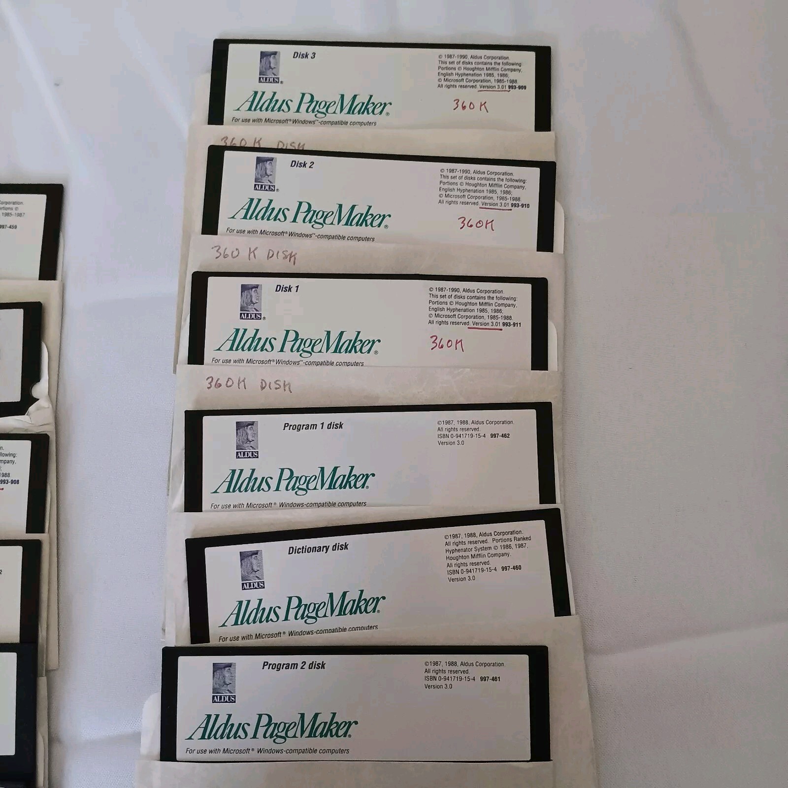 Lot Of Vintage Aldus Pagemaker 3.0 Windows 25 Discs Plus Books