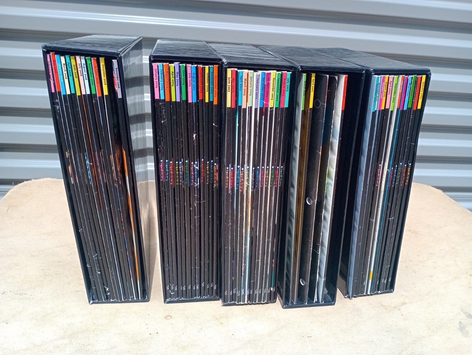 51+ Liquid Library Magazine Clip Art Illustrations Photos Comp 03- 06 + No CD
