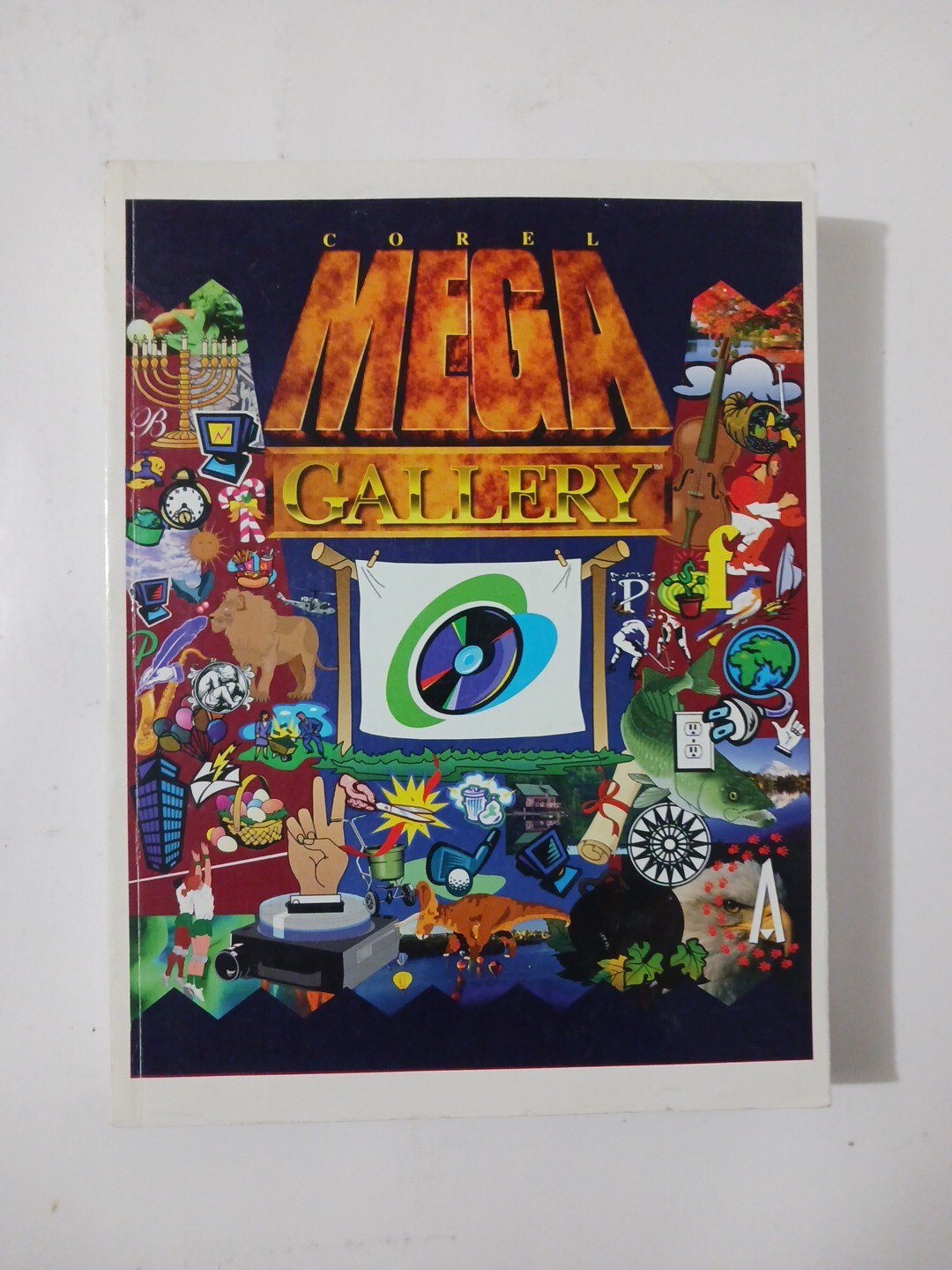 Corel Mega Gallery Corel Corporation 1996 -Paperback- Book Only