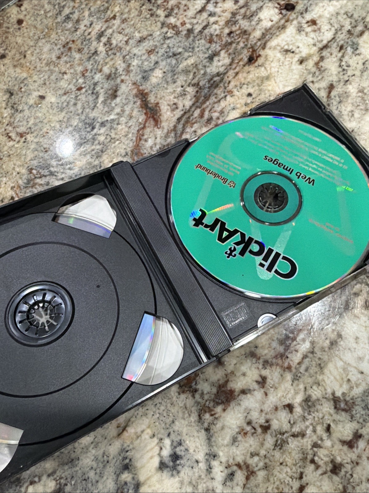 ClickArt 250,000 Premium Quality Graphics Broderbund CD-ROM Windows