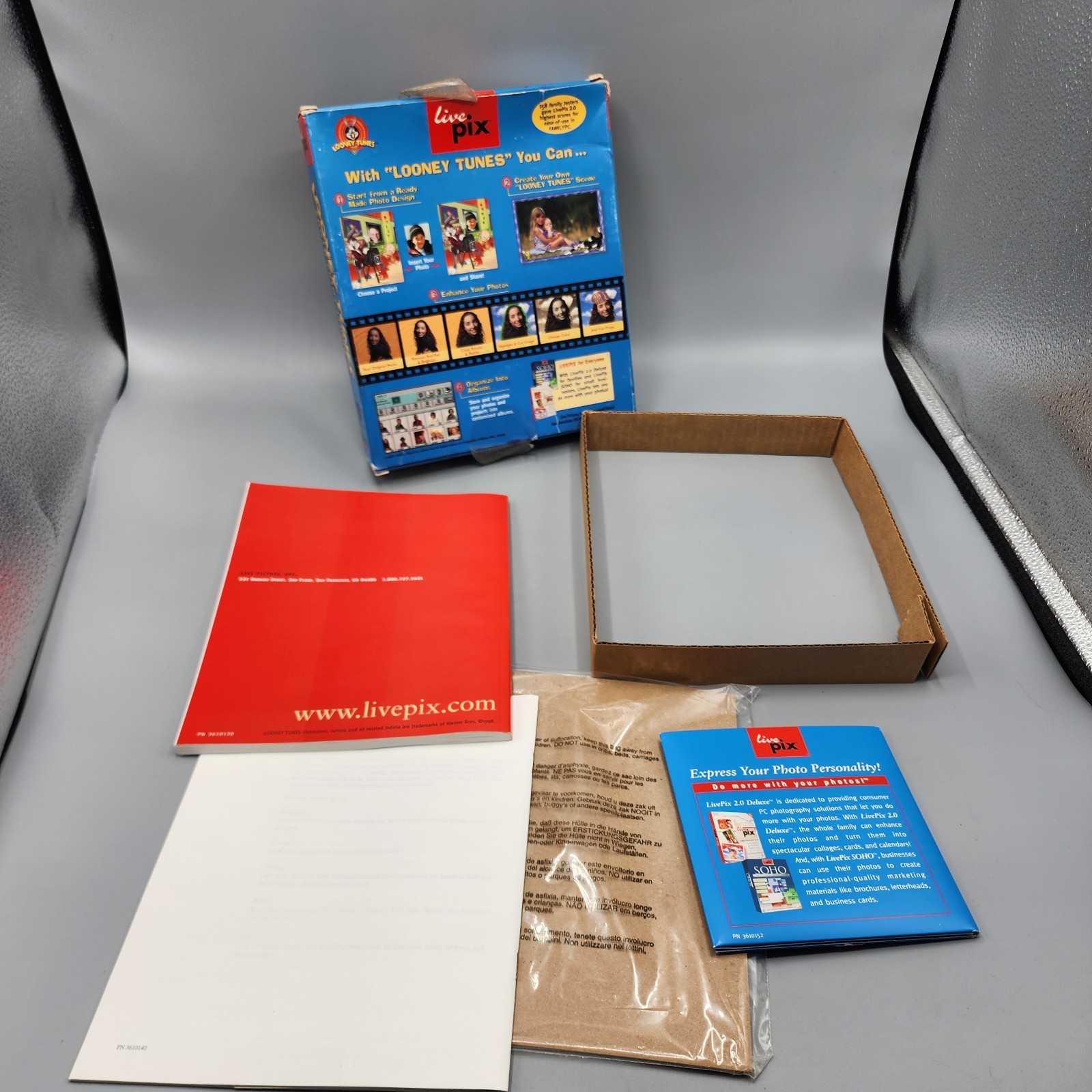 Vtg Looney Tunes Photo Print Studio 1998 PC Computer Software Warner Bros CIB