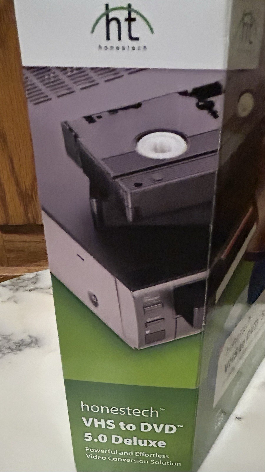 Honestech Convert VHS Tape To DVD 5.0 Blu-Ray HD Deluxe Video Conversion.