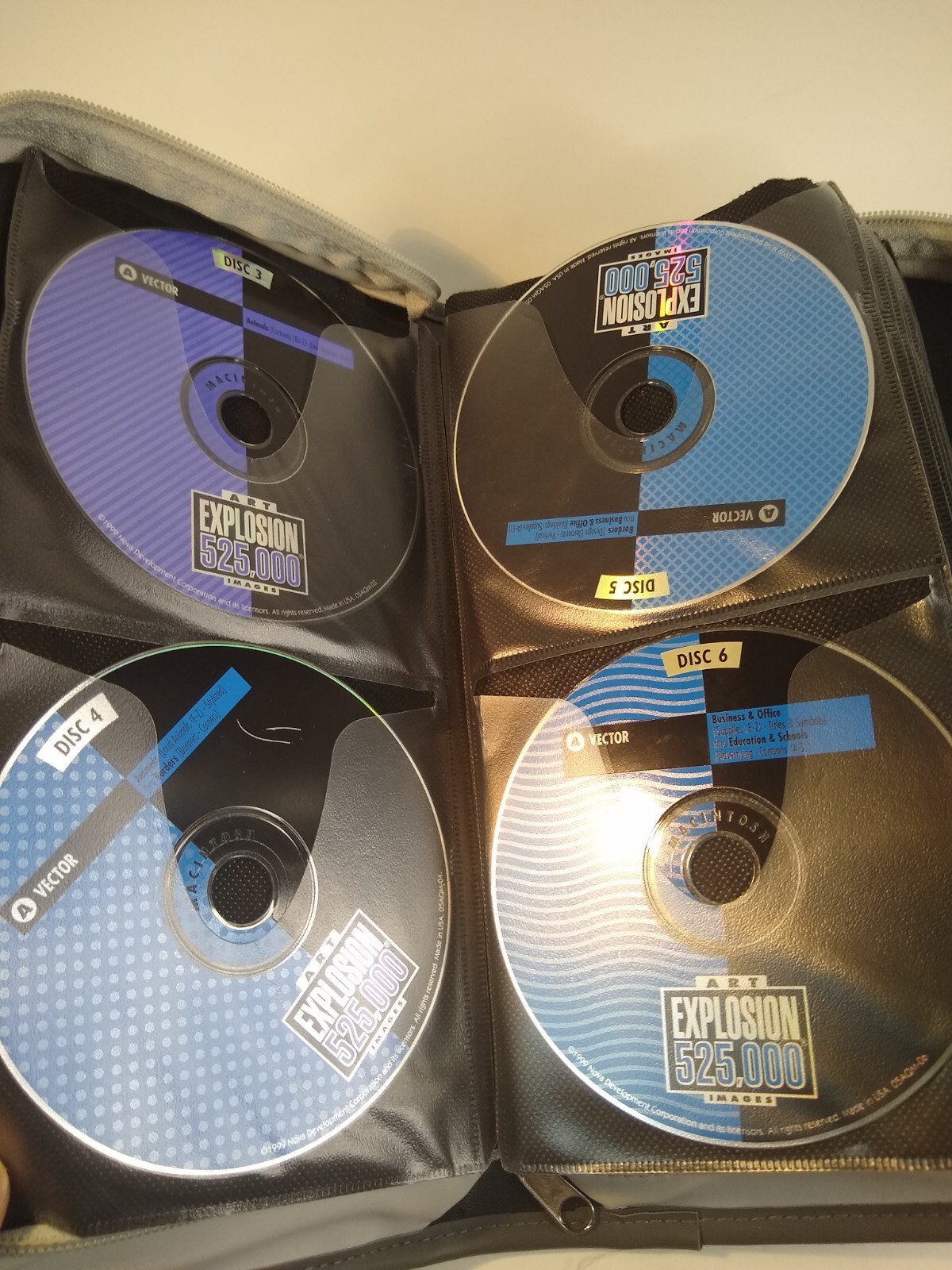 Lot Of Clip Art Explosion 525,000 Image, incredible 65,000 Pak, 250,000…