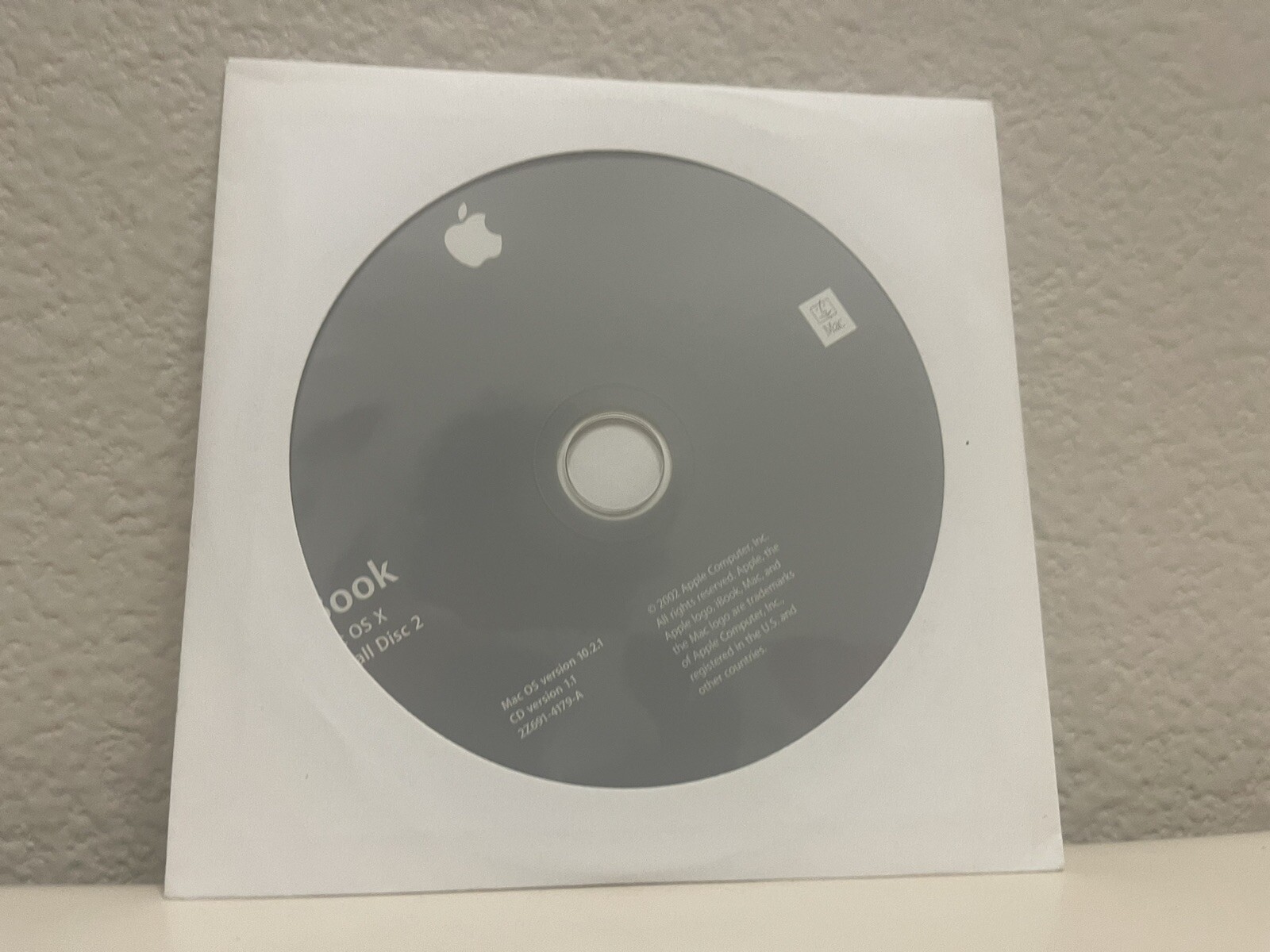 Vintage 2002 Apple eMac MAC OS X Install Disc 1 & 2 ONLY CD-ROM Macintosh 10.2.2