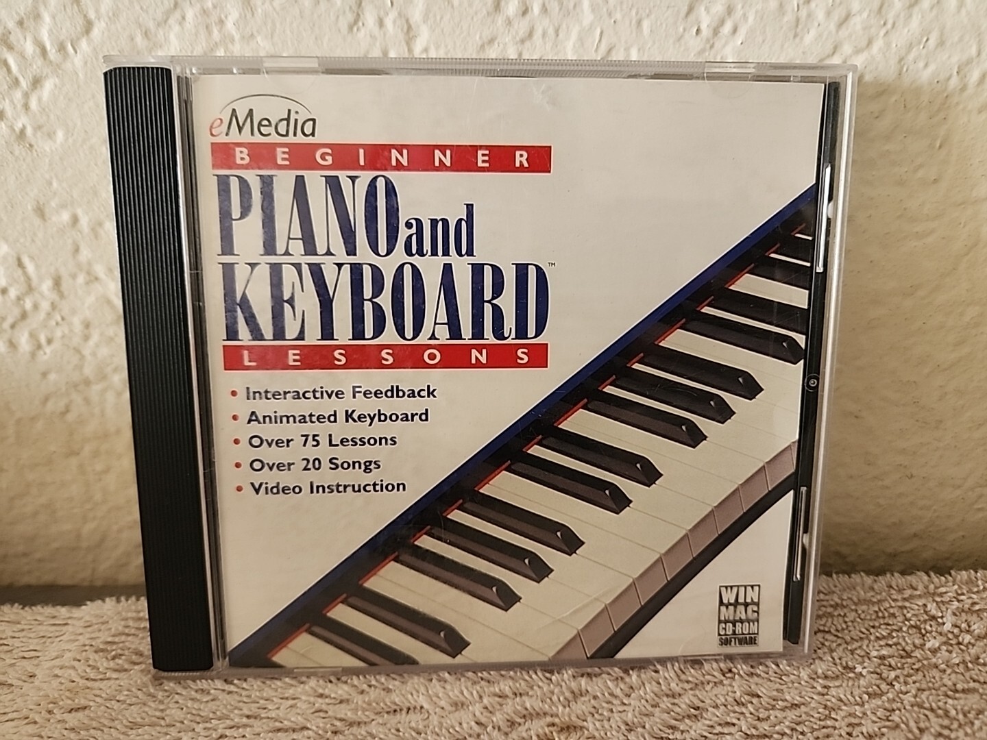 eMedia Music Corporation Beginner Piano and Keyboard Lessons for PC, Mac