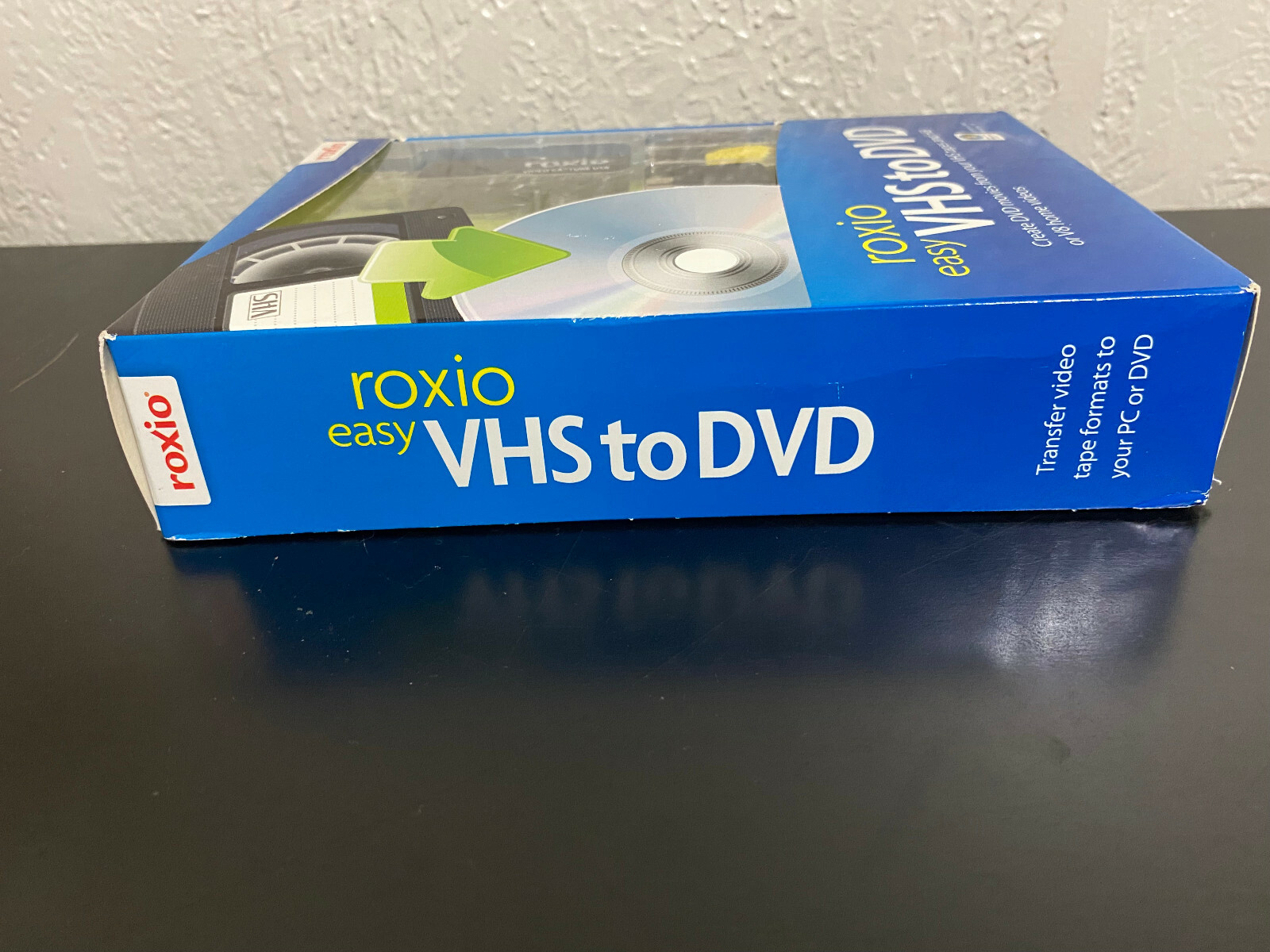 Roxio Easy VHS to DVD for Windows Create DVD Movies from VHS, Hi8 & V8 Sealed