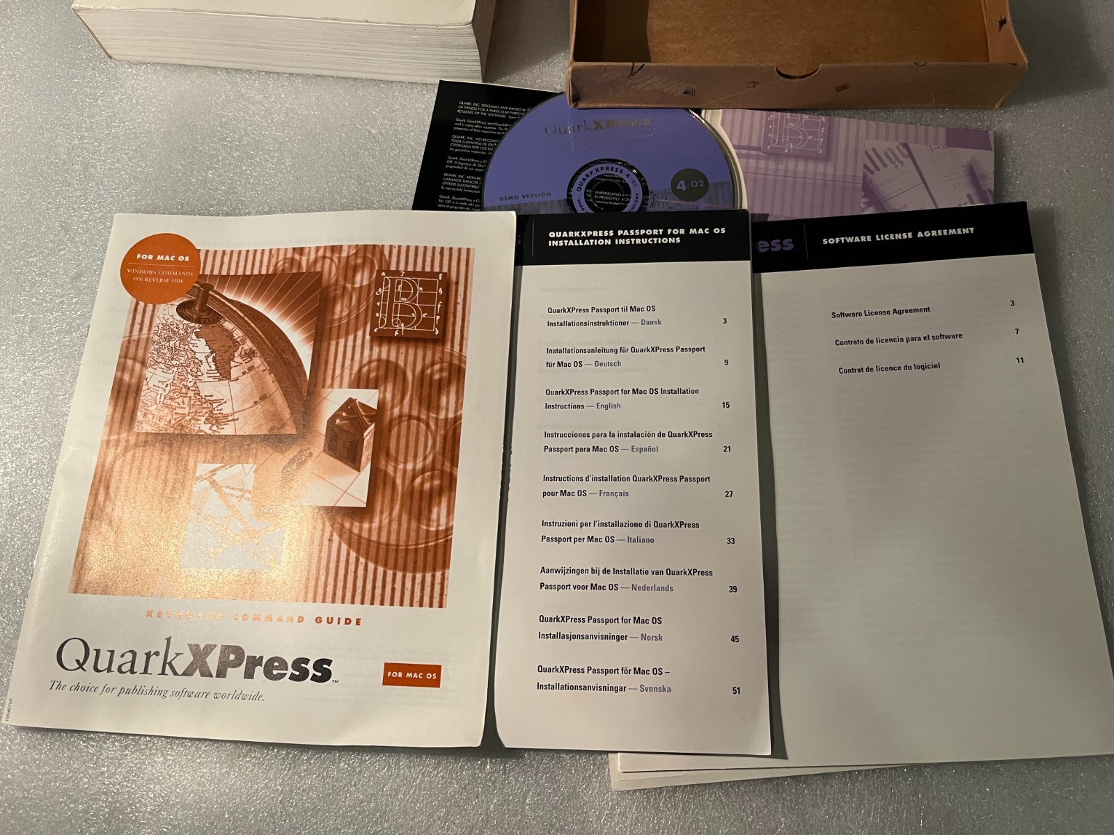 Quark XPress 4.02 Demo CD-ROM (Win & Mac), User’s Guide, and Original Booklets