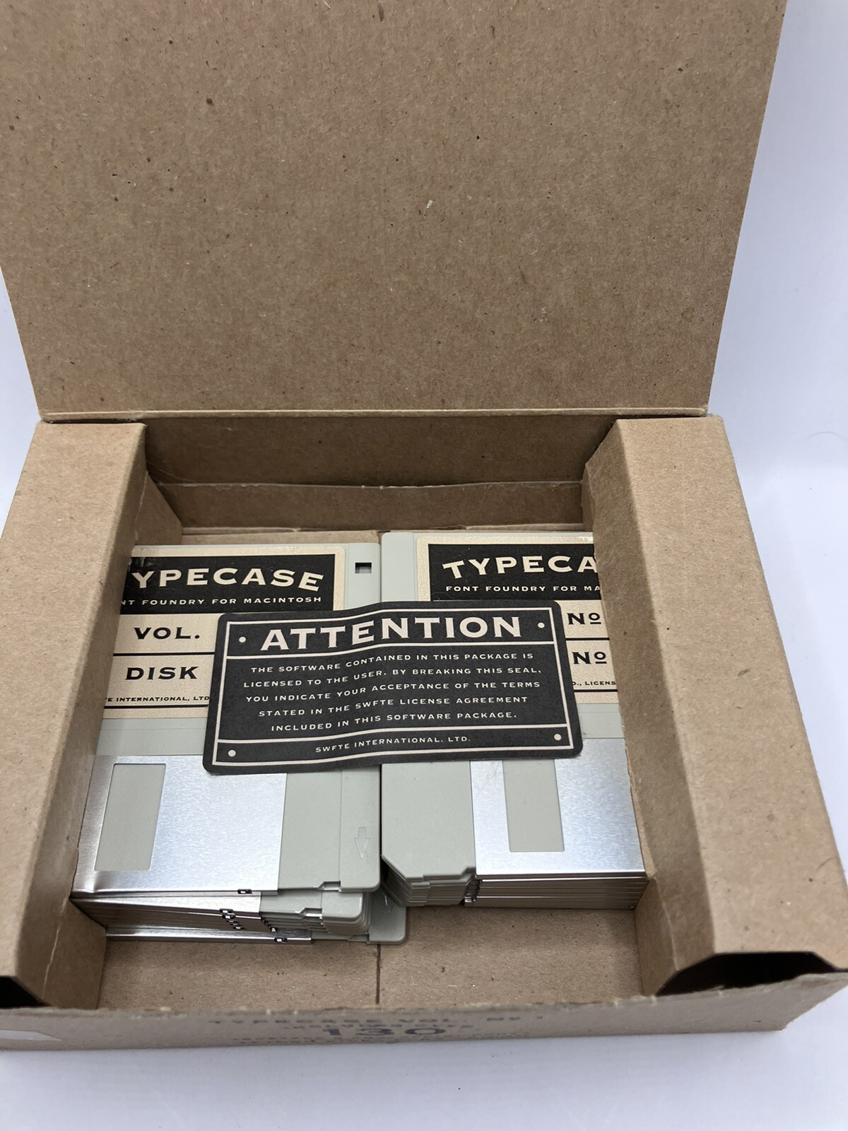 Typecase Font Foundry for Macintosh 130 Truetype & Postscript fonts install