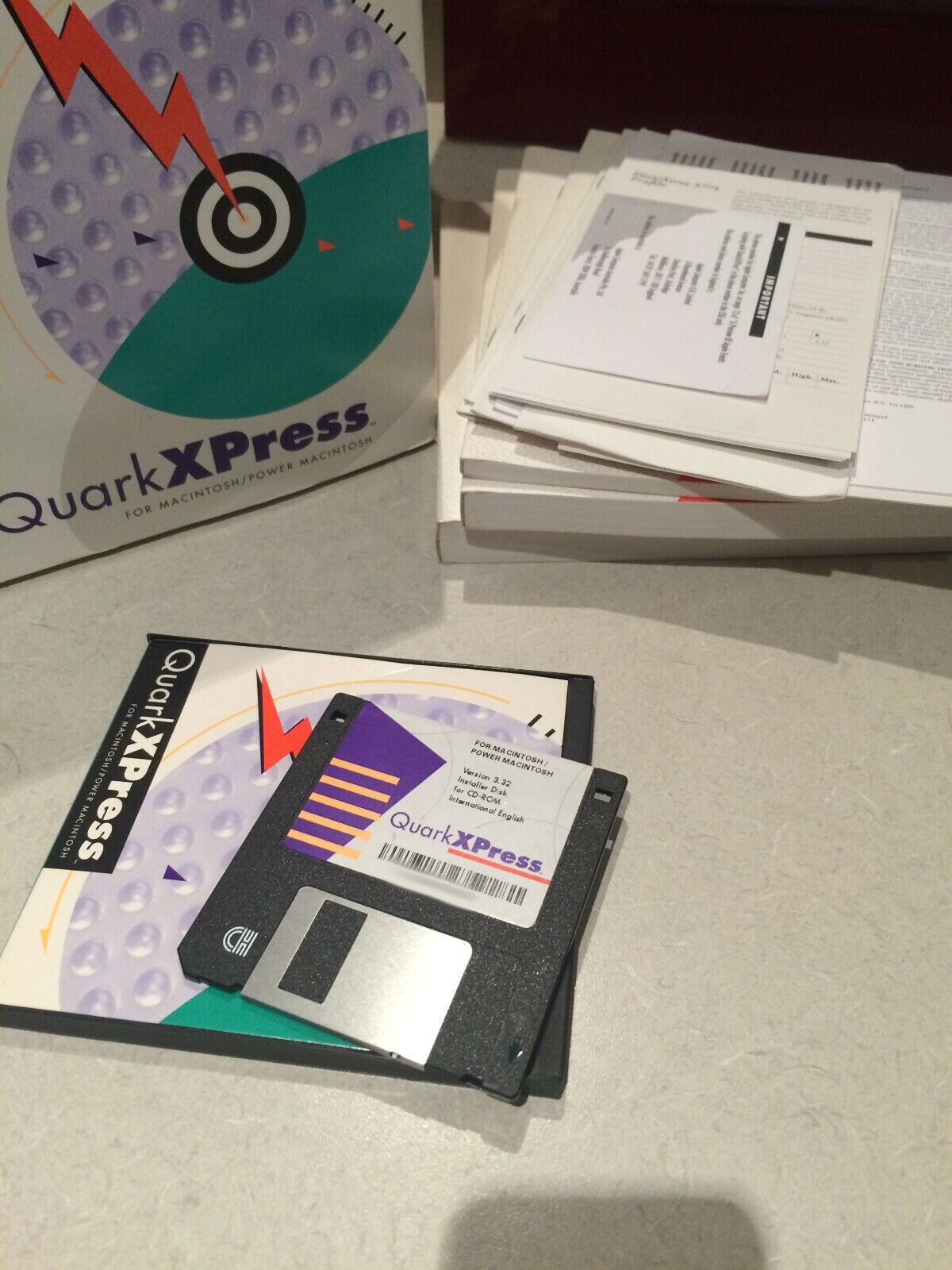 Quark QuarkXpress 3.32 – (Mac 68k/PPC) – (USED)