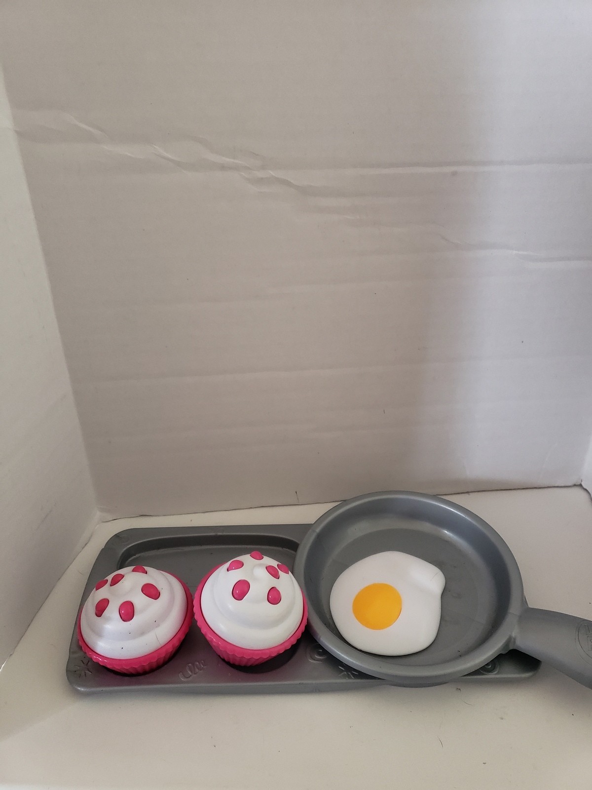 LeapFrog Number Lovin Oven Replacement Pieces (cupcakes, frying pan, egg, tray)