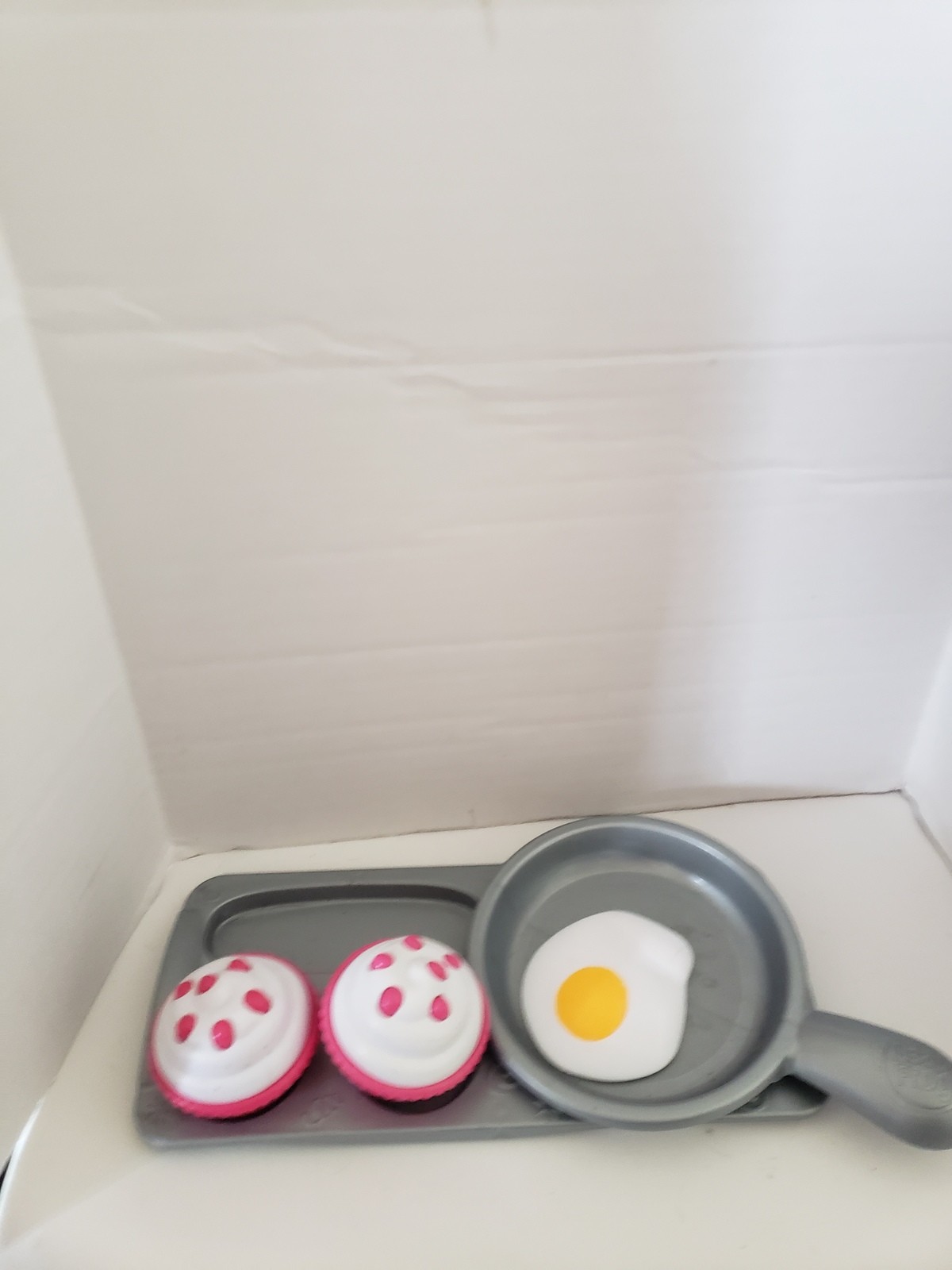 LeapFrog Number Lovin Oven Replacement Pieces (cupcakes, frying pan, egg, tray)