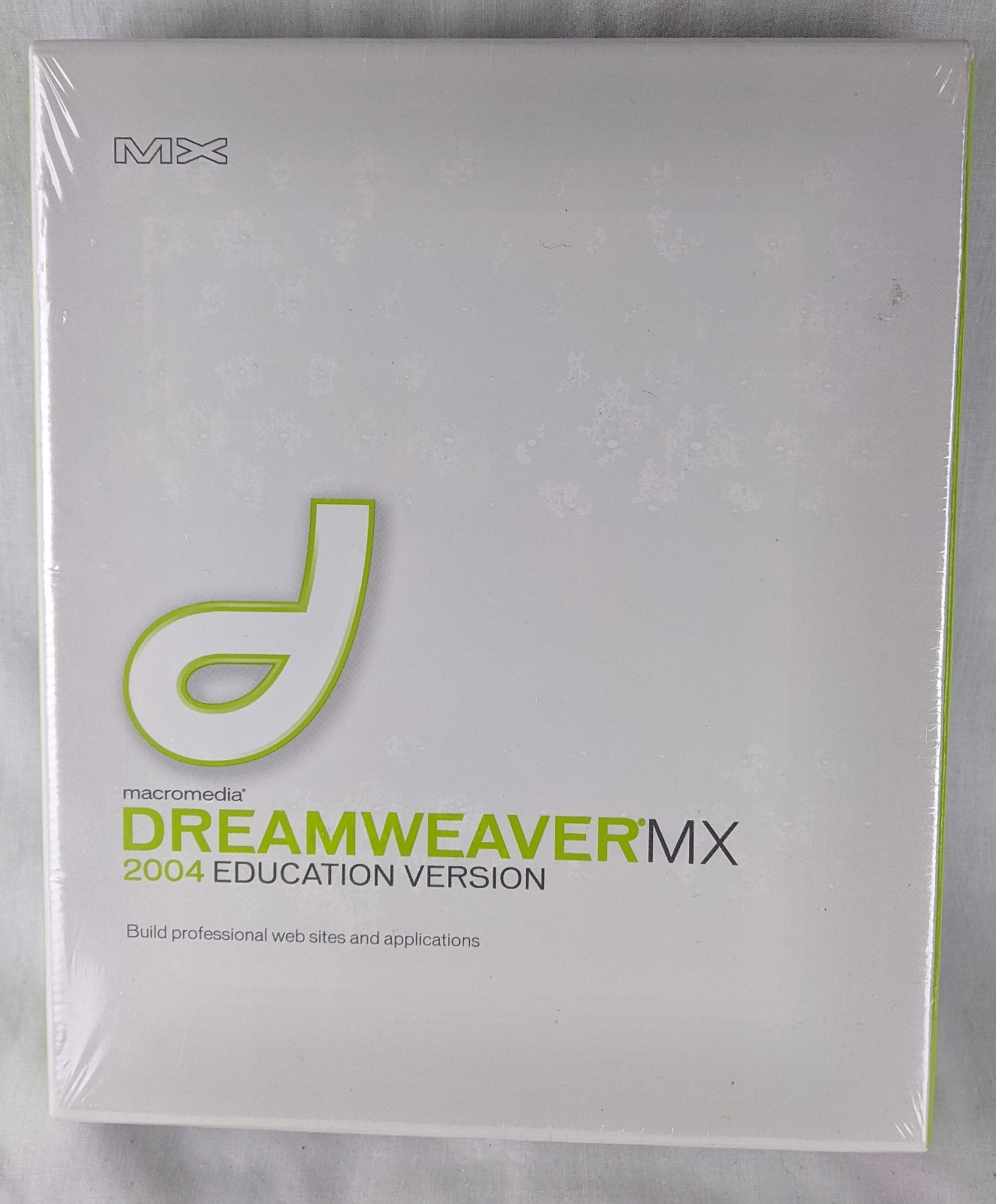 NEW NIB SEALED Macromedia Dreamweaver MX 2004 Education Version Academic PC MAC