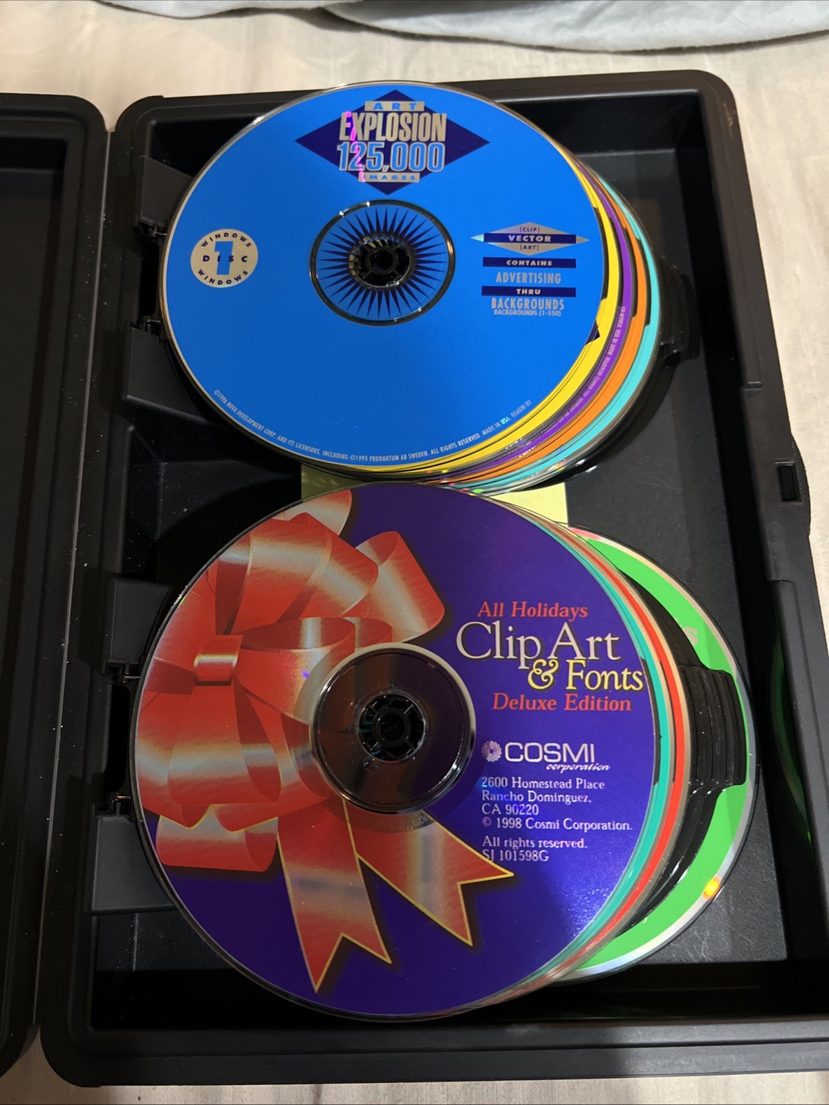 Art Explosion 125,000 Images 1996 Nova 10 Disc With Cosmo Holiday Clipart, More!