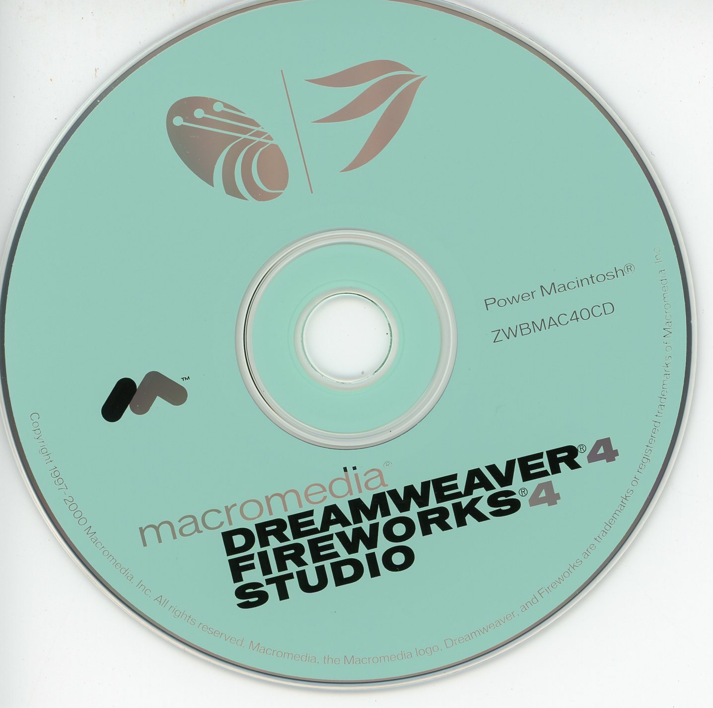 Macromedia Fireworks 4 Dreamweaver 4 Macintosh with Manuals CDs & Reference CDs
