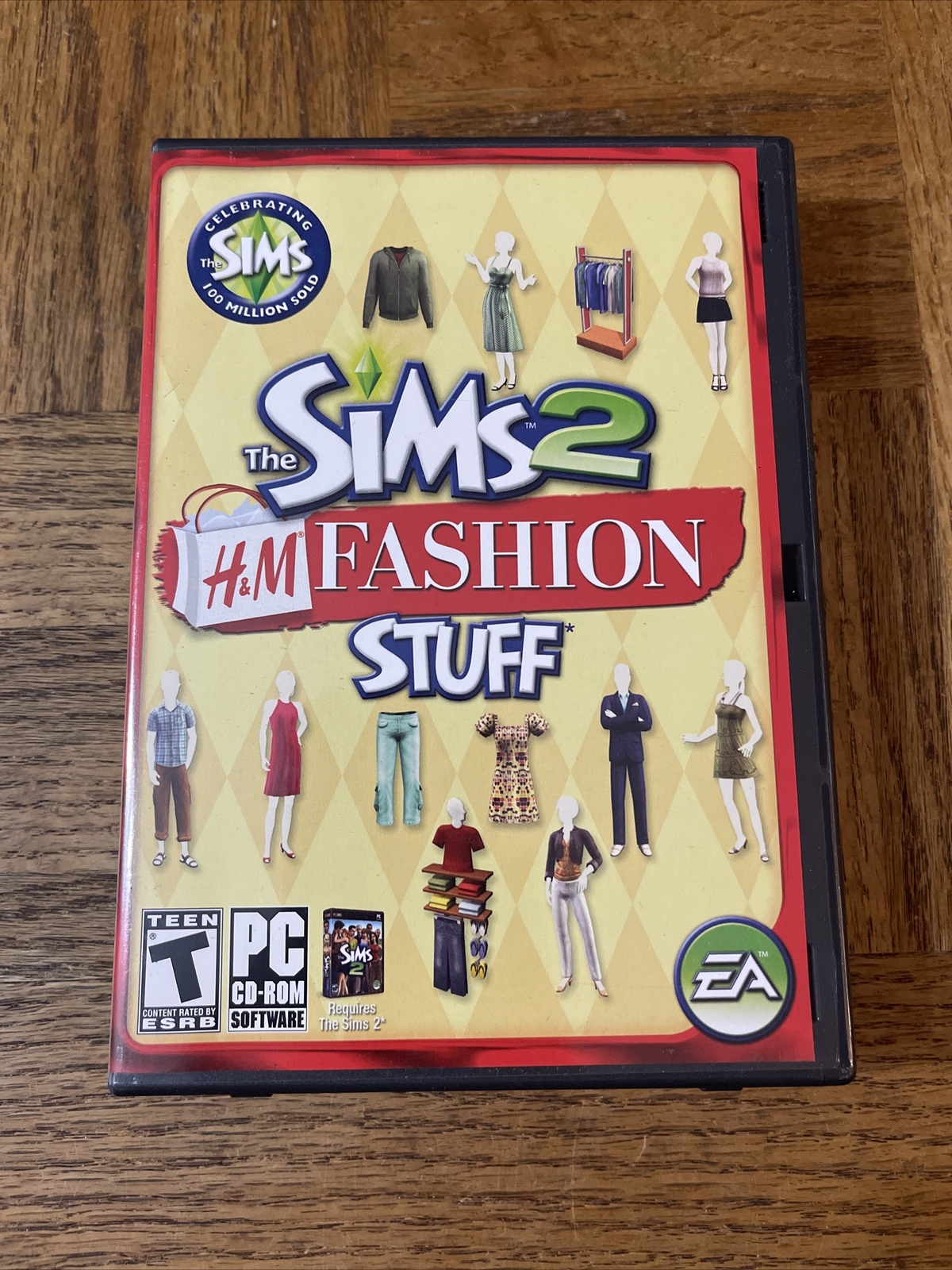 The Sims 2 H&M Fashion Stuff PC CD Rom