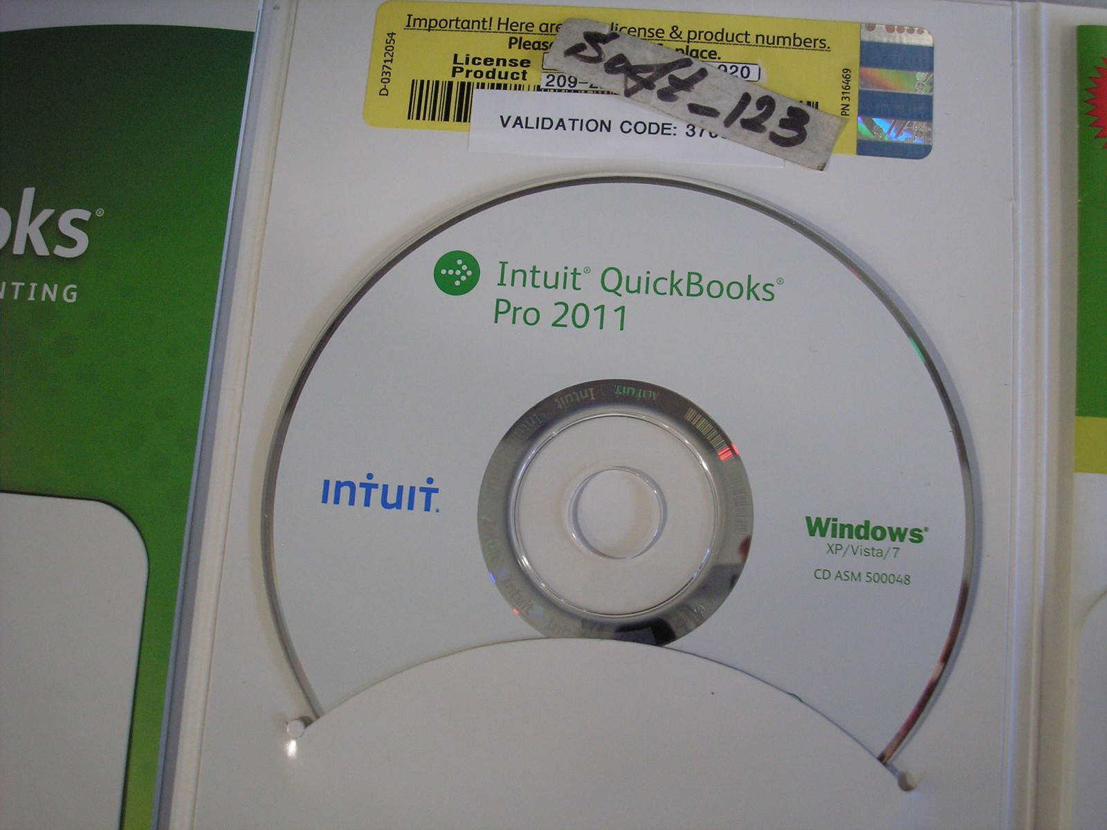 INTUIT QUICKBOOKS PRO 2011 FOR WINDOWS FULL RETAIL US VERSION =LIFTIME LICENSE=