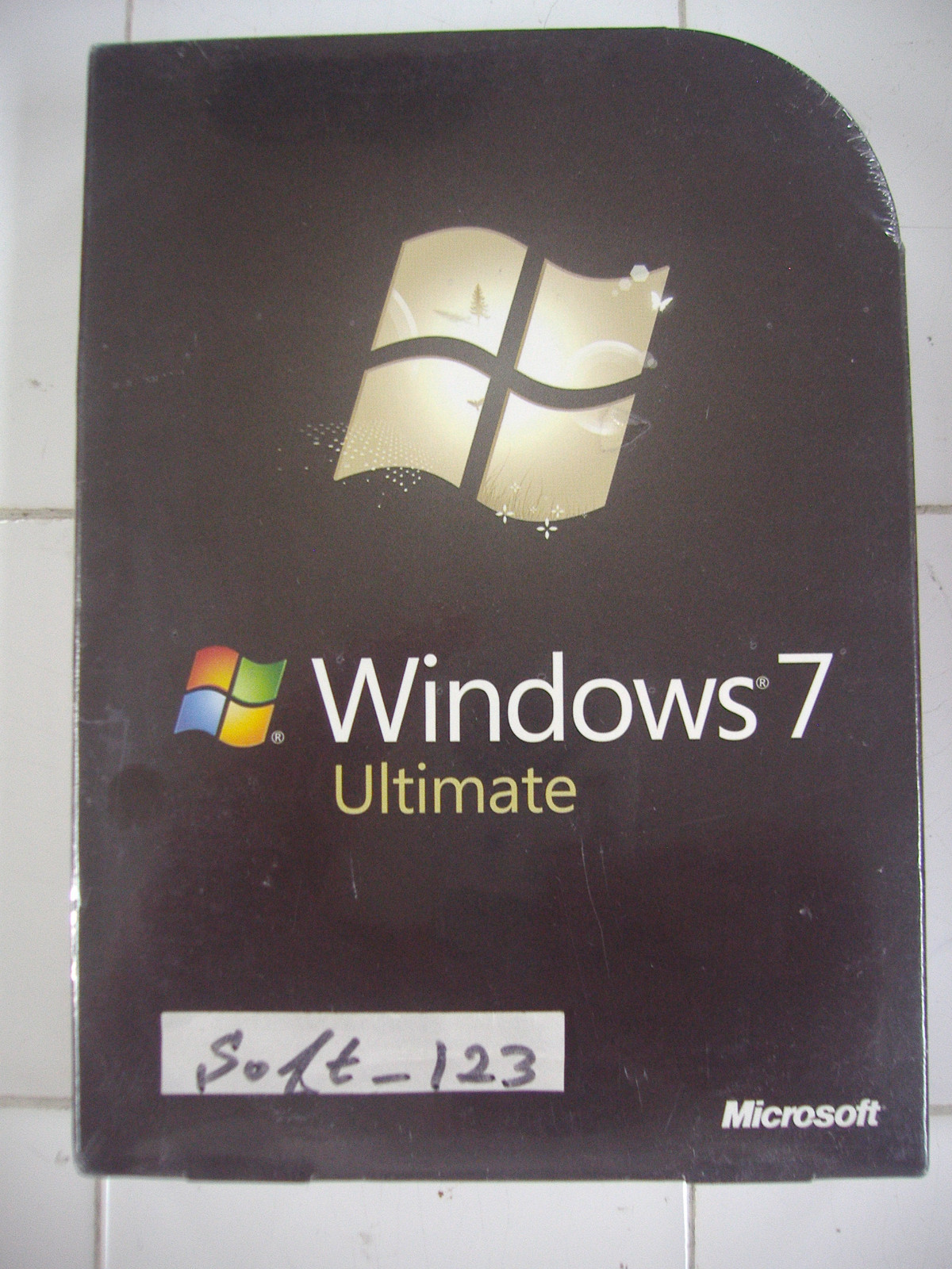 Microsoft Windows 7 Ultimate Full 32 & 64 Bit DVDs MS WIN =SEALED RETAIL BOX=