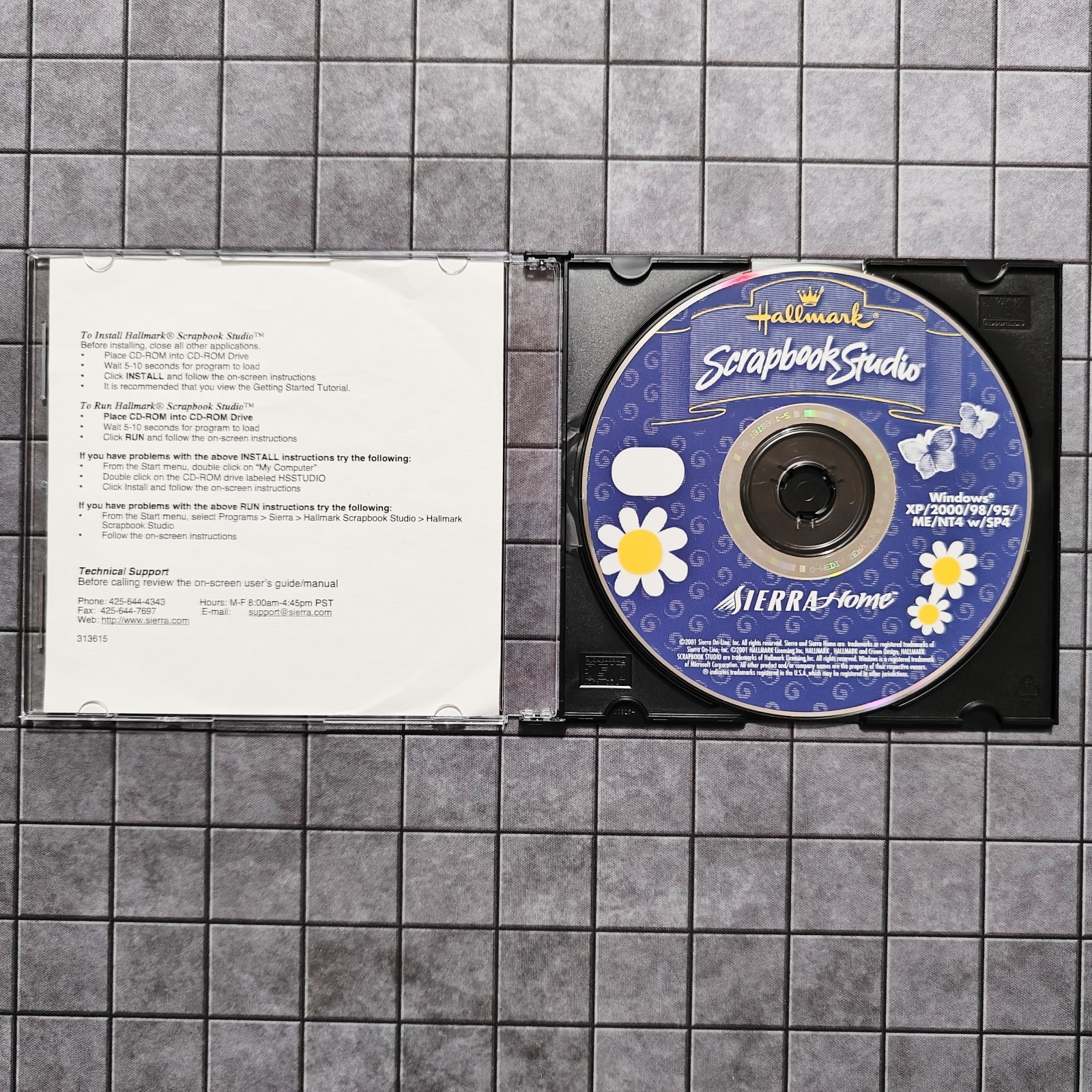 Hallmark Scrapbook Studio (PC, CD-ROM, 2001) – Sierra Home – Windows – DISC ONLY