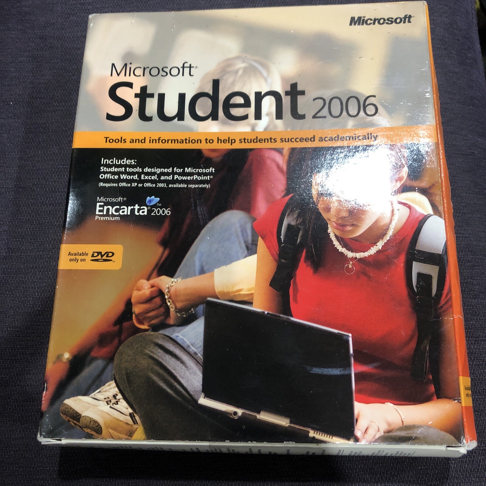 Microsoft Student 2006 (new, open case)