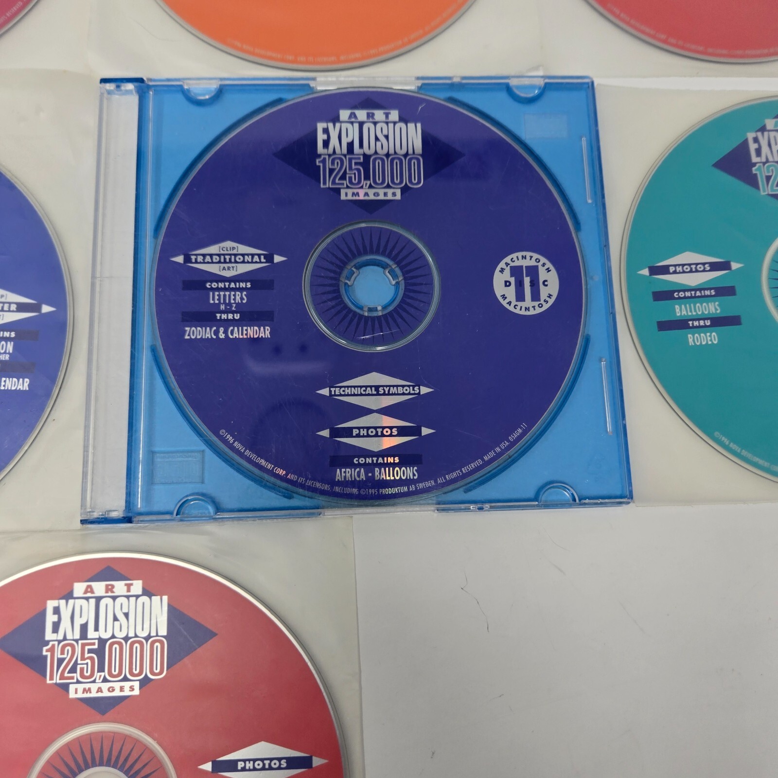 Vintage Macintosh Art Explosion 750,000 Design Software 13 CD-ROM Set 1996 Unuse