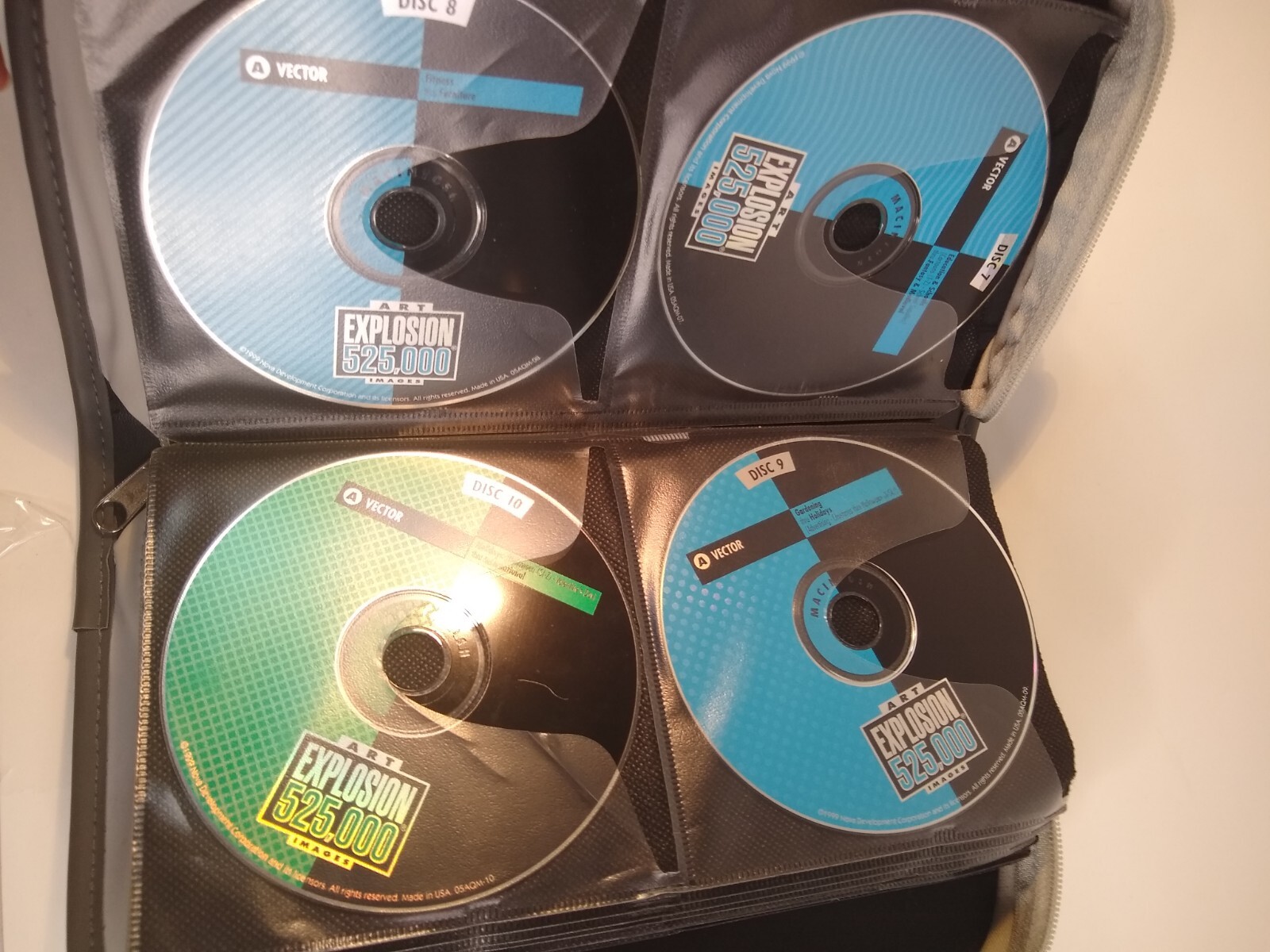 Lot Of Clip Art Explosion 525,000 Image, incredible 65,000 Pak, 250,000…