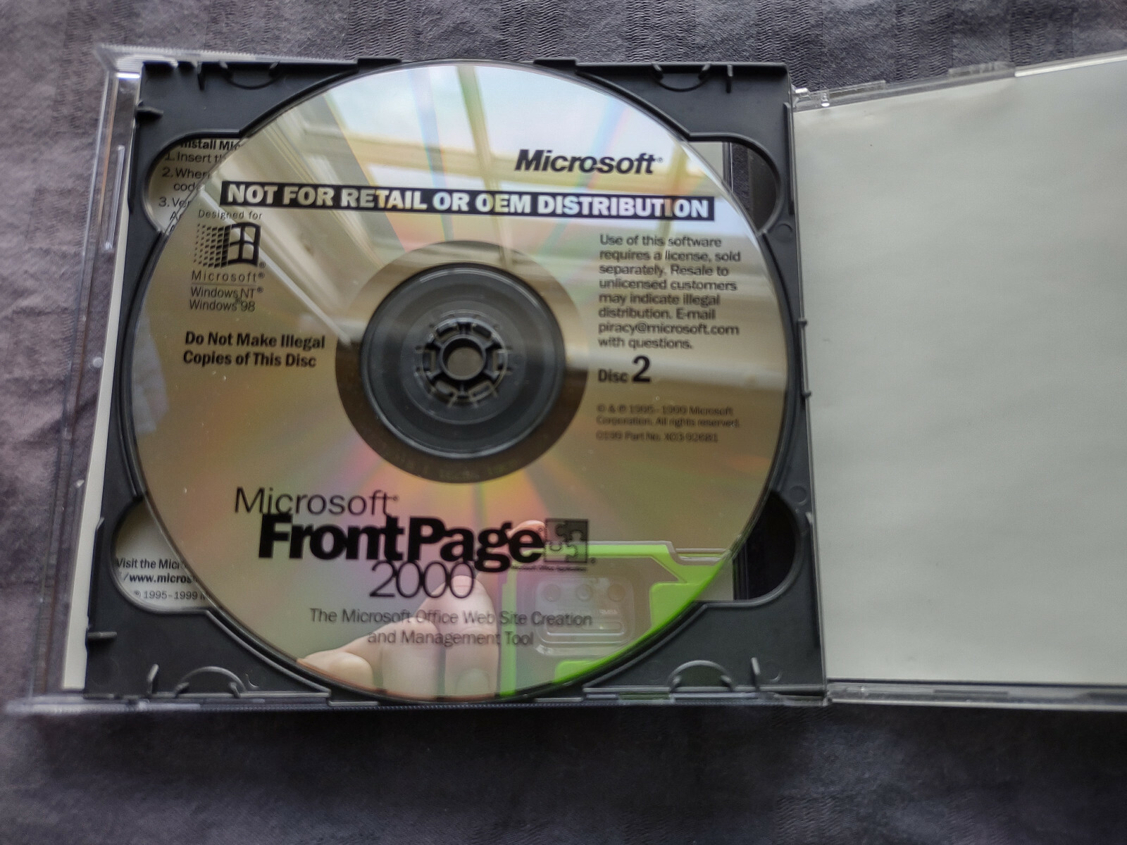 Microsoft Frontpage 2000 – Not for Retail Version Vintage Software for Windows