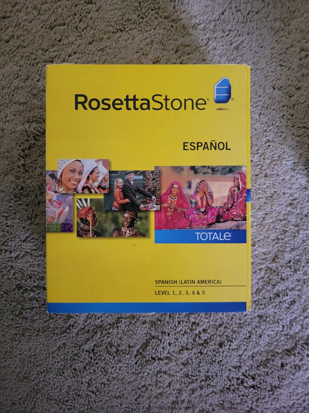Rosetta Stone V4 TOTALe: Spanish (Spain) Level 1-5 Set for PC, Mac