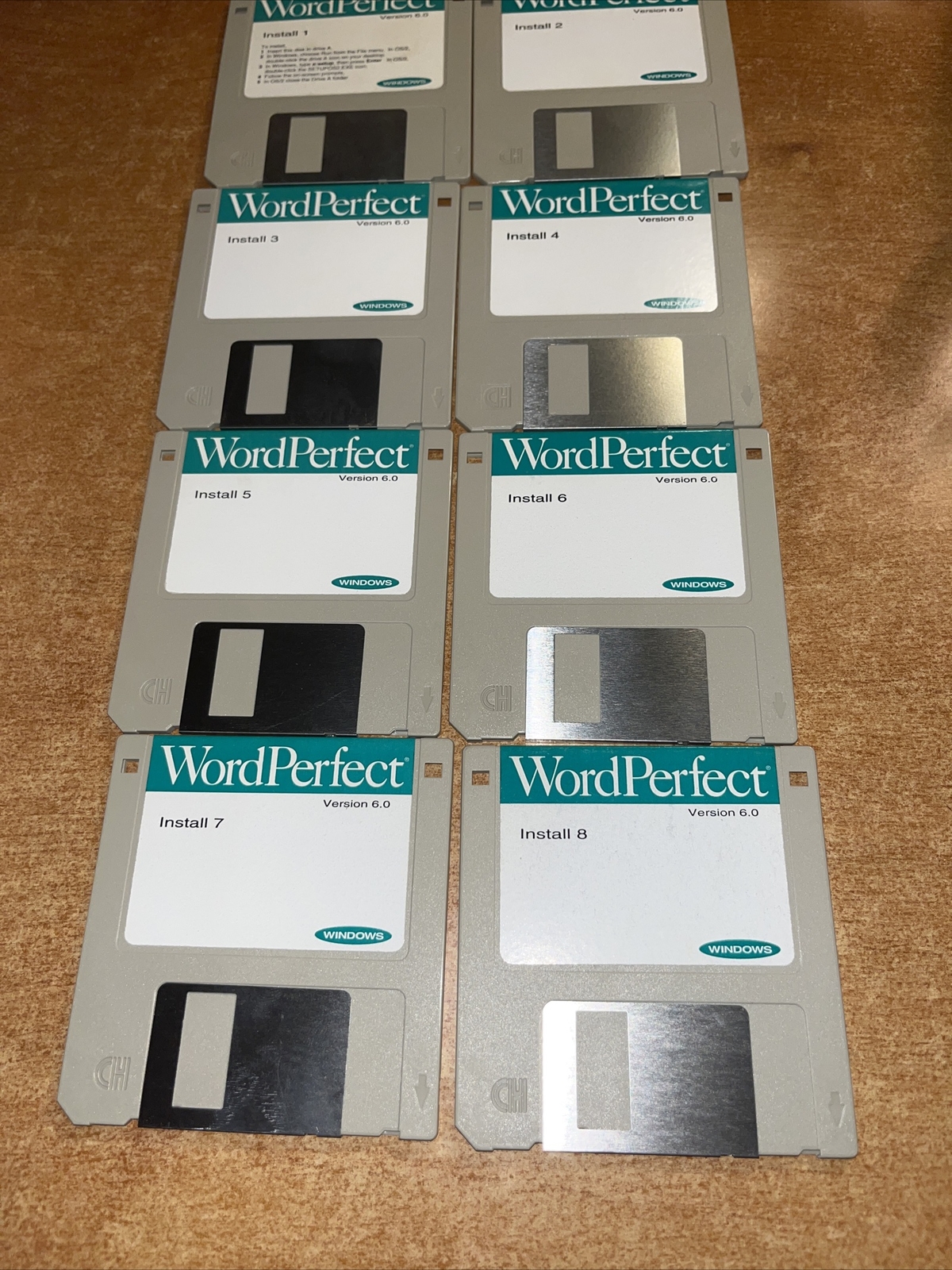 Vintage 1994 WordPerfect Complete Version 6.0A DOS/Windows Manual License Disks