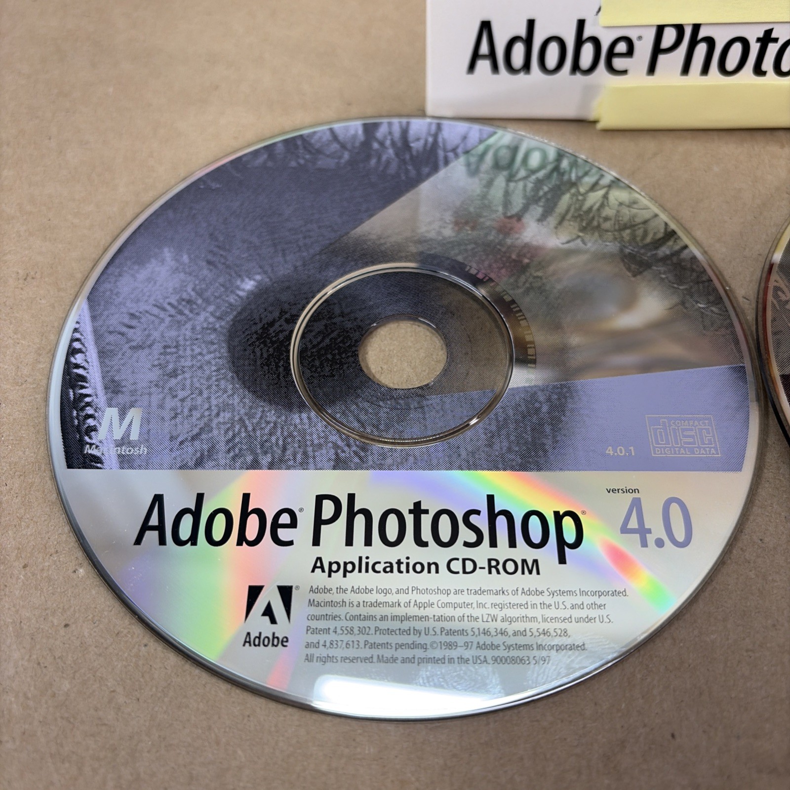 Adobe Photoshop 4.0 for Macintosh 2 CD Disc Set with Serial READ