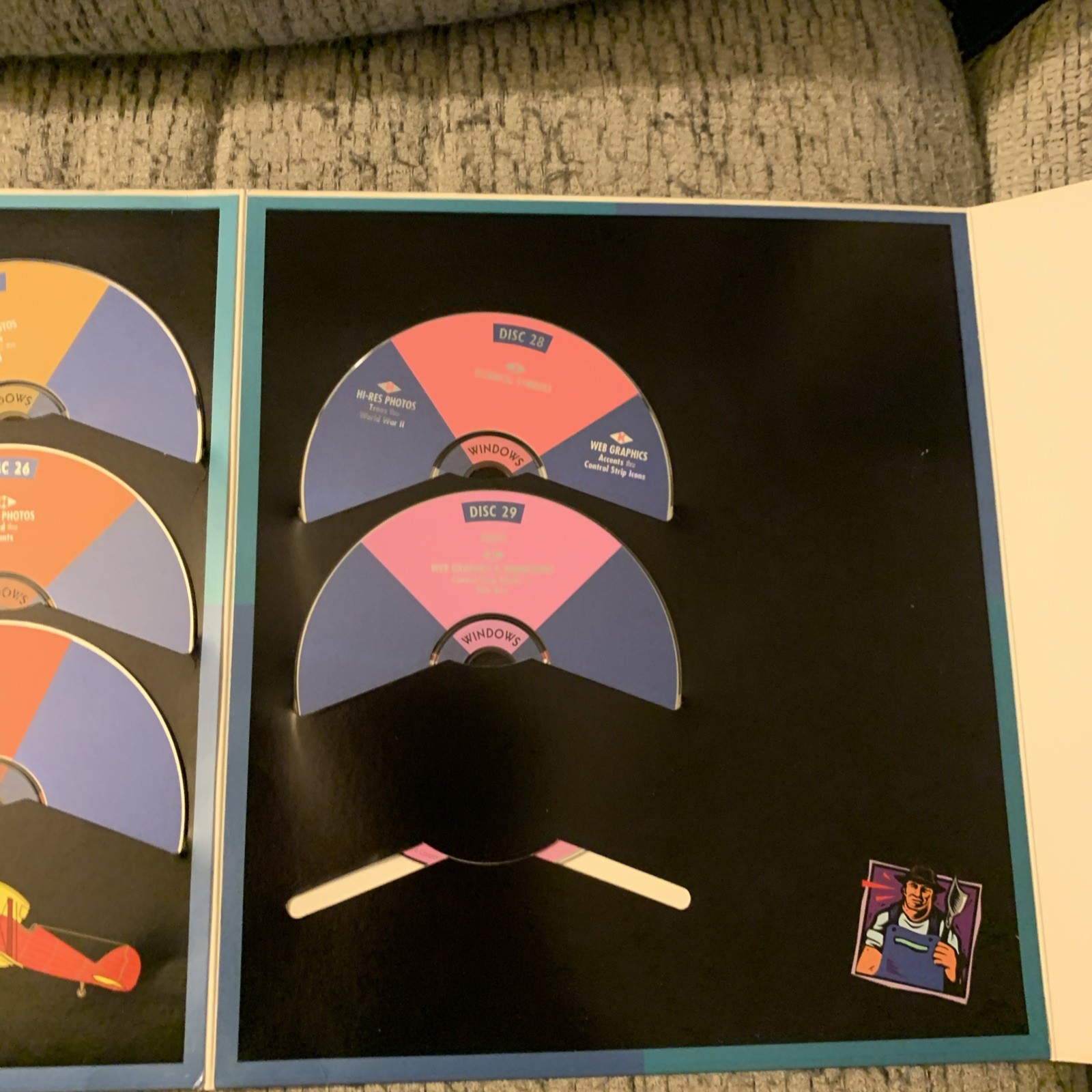 Windows ART EXPLOSION 600,000 Images Nova Clip Art 29 Discs ONLY. ALL DISC THERE