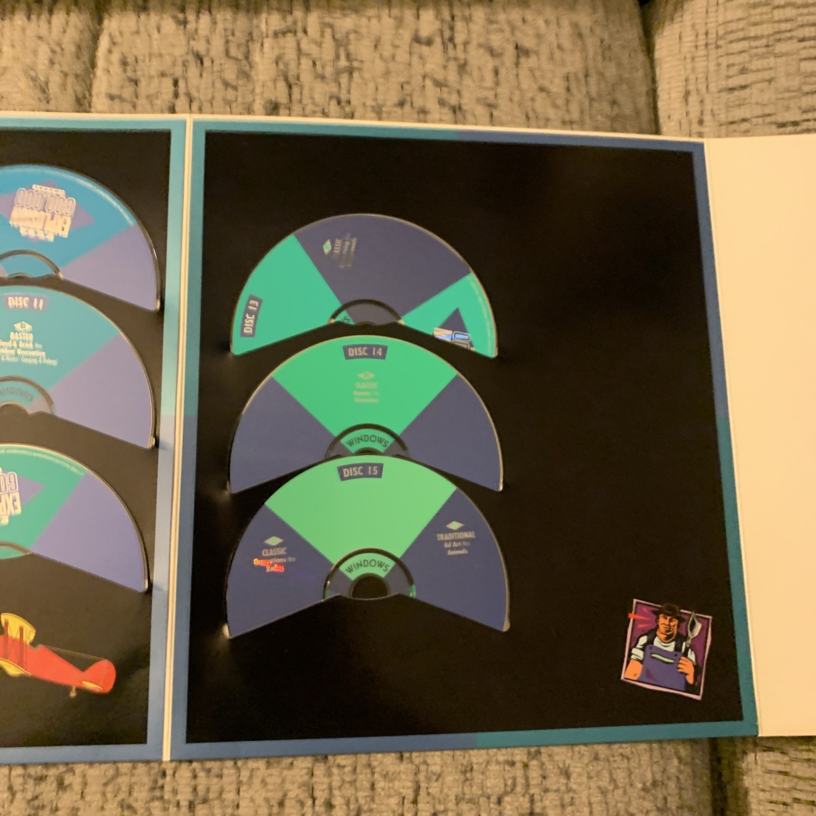 Windows ART EXPLOSION 600,000 Images Nova Clip Art 29 Discs ONLY. ALL DISC THERE