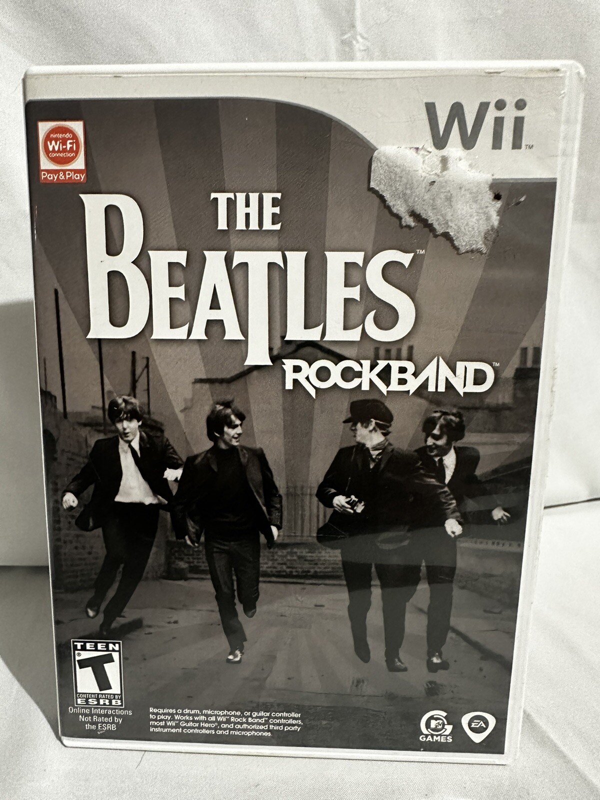 THE BEATLES Rock Band Nintendo Wii EA Games Complete with Manual (2009)