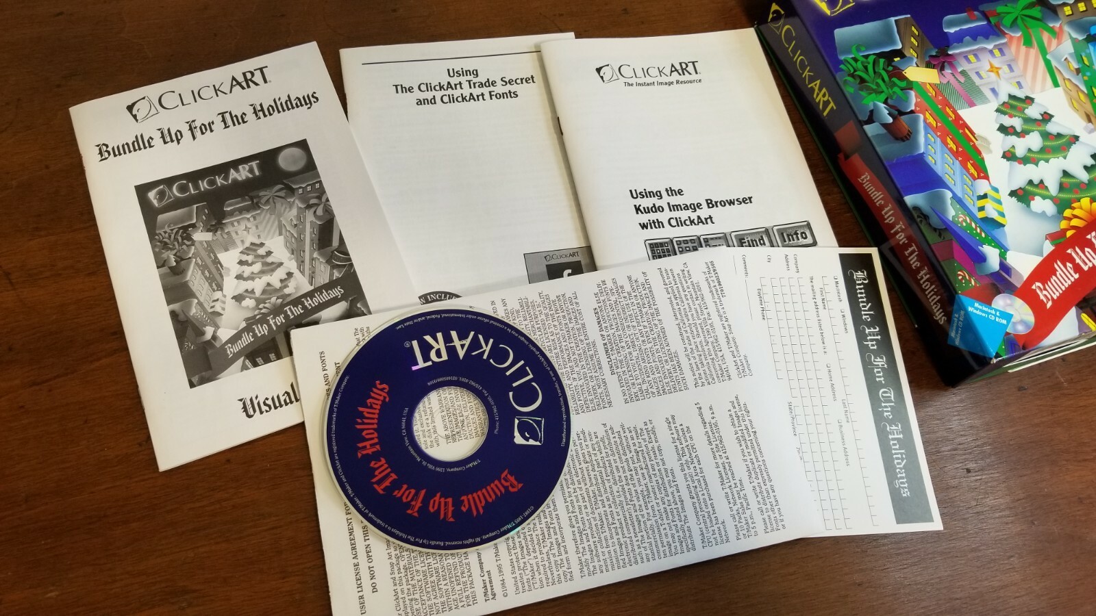 Holiday Clickart Presentation Graphics Macintosh IBM Win Dos Vintage Softwear