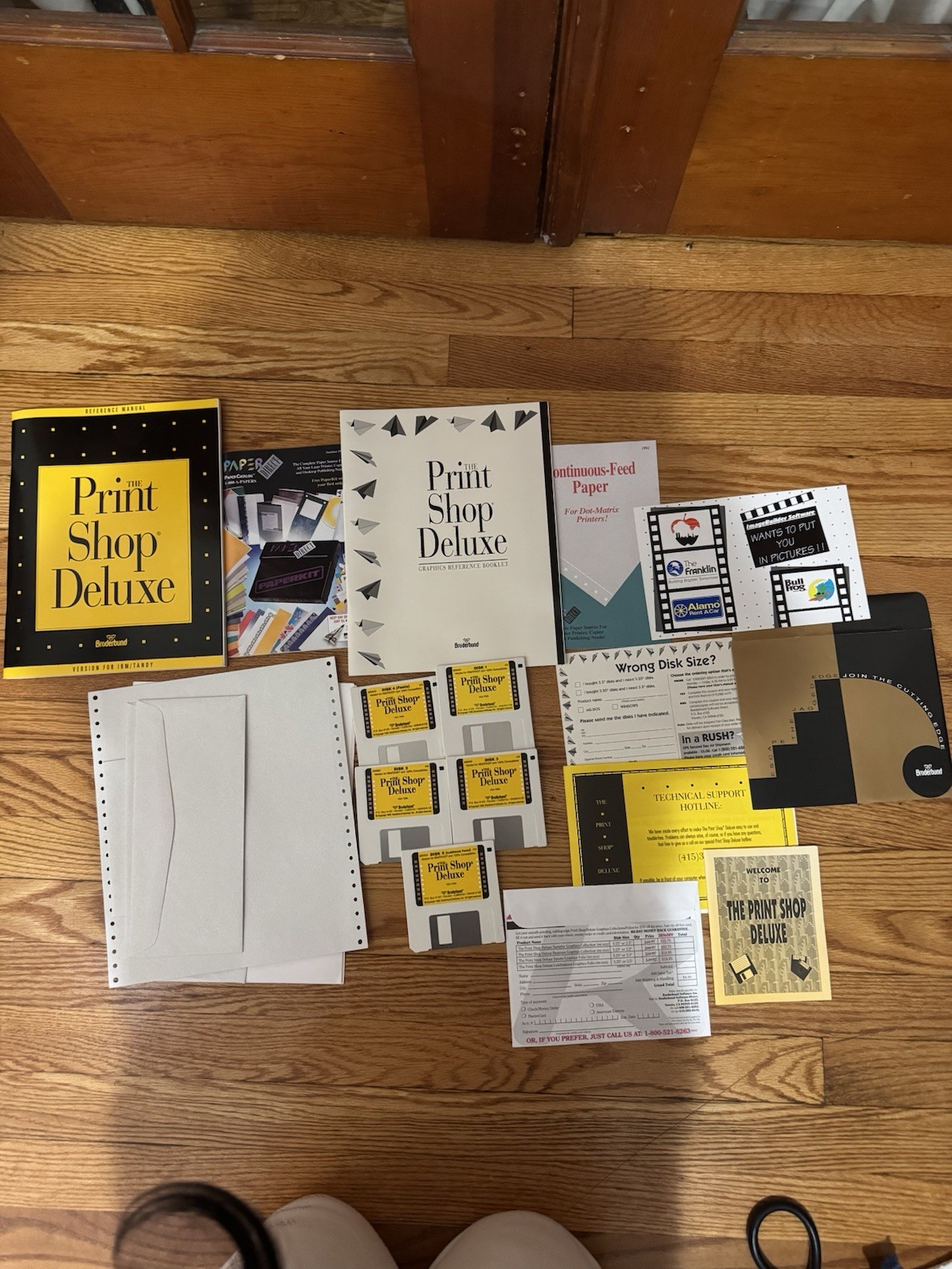 The Print Shop Deluxe 1992 IBM Tandy 5 Disk Set w Manuals Vintage / Untested A3