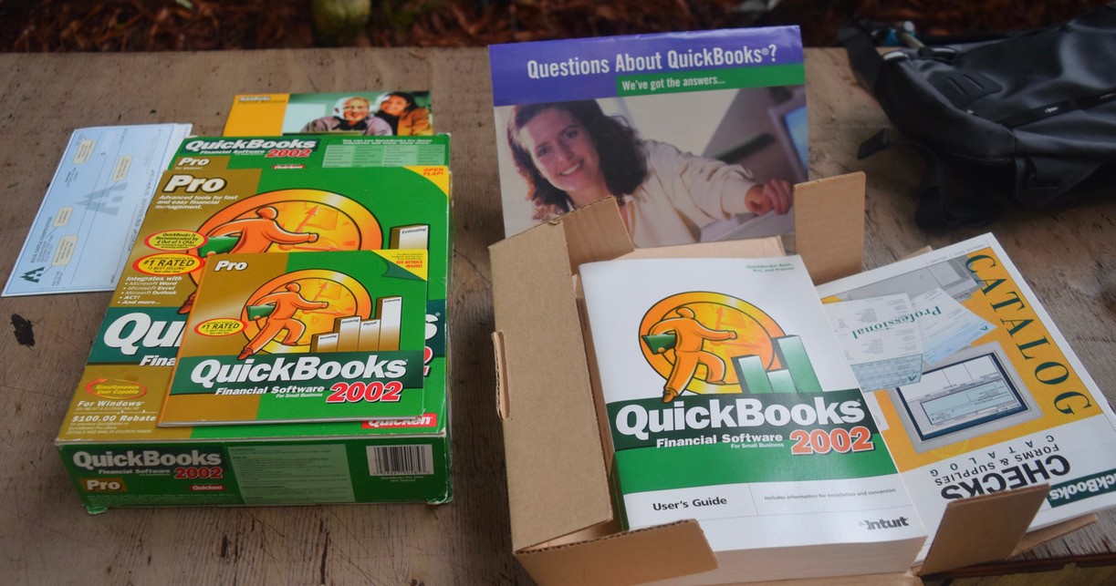 2002 QuickBooks Pro for Small Business Intuit Software with Box & Manual