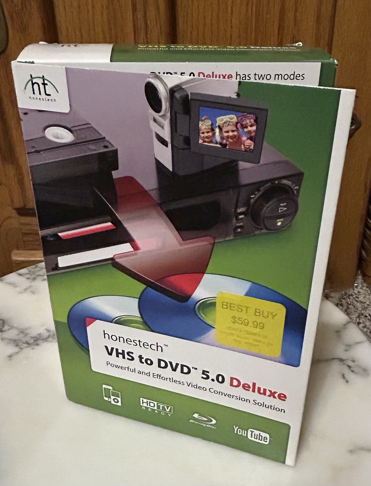 Honestech Convert VHS Tape To DVD 5.0 Blu-Ray HD Deluxe Video Conversion.